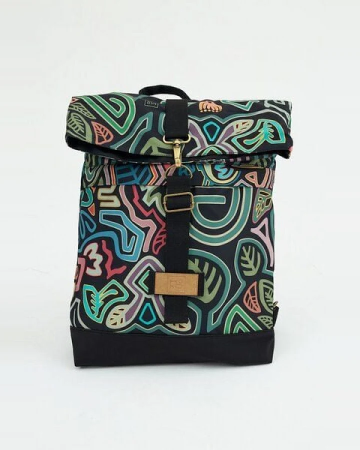 Rucksack Boxy 3.0 – Wasserdicht – Handgepäckgröße – Laptopfach – bunter Print – Fair produziert in Polen – KOKOworld