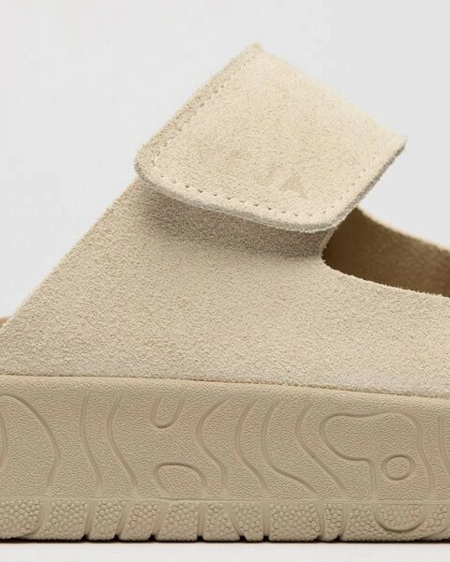 Veja Damen-Sandalen Etna Suede Soft Pierre Almond – Ansicht 4