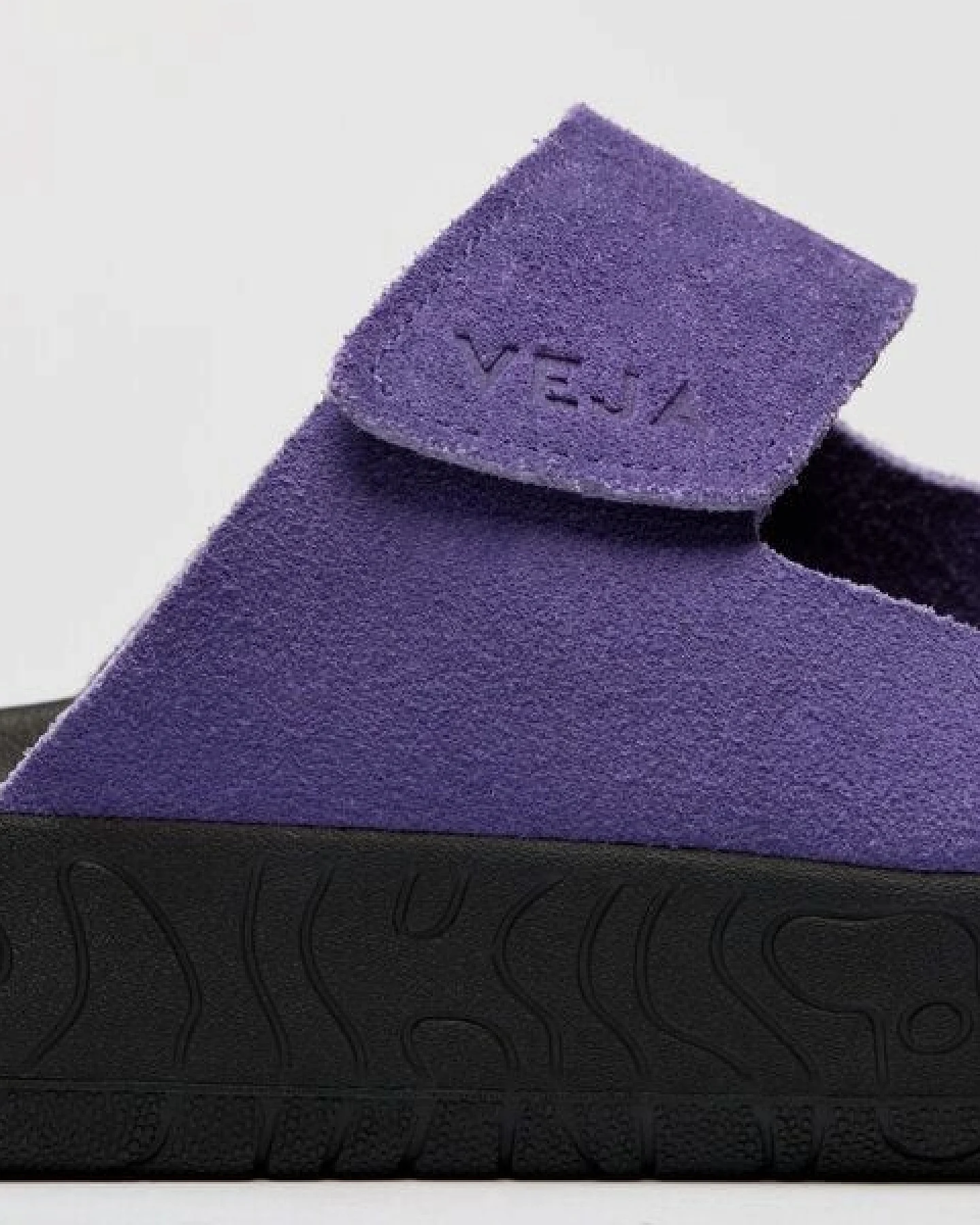 Veja Damen-Sandalen Etna Suede Soft Acai Black – Ansicht 4