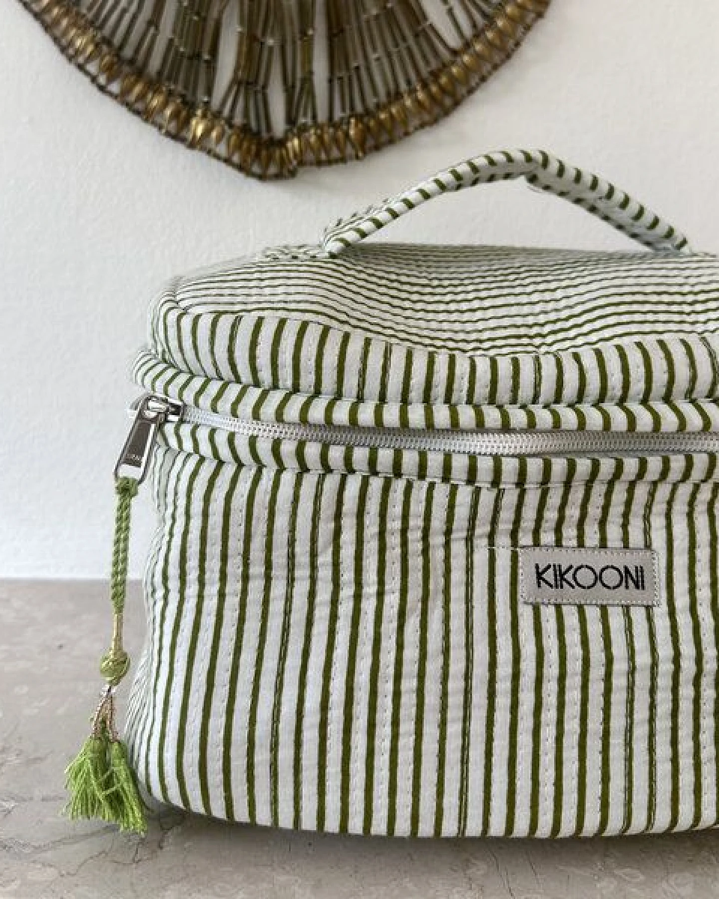 KIKOONI handgefertigte Kosmetiktasche "BIG BEAUTY" – Ansicht 3