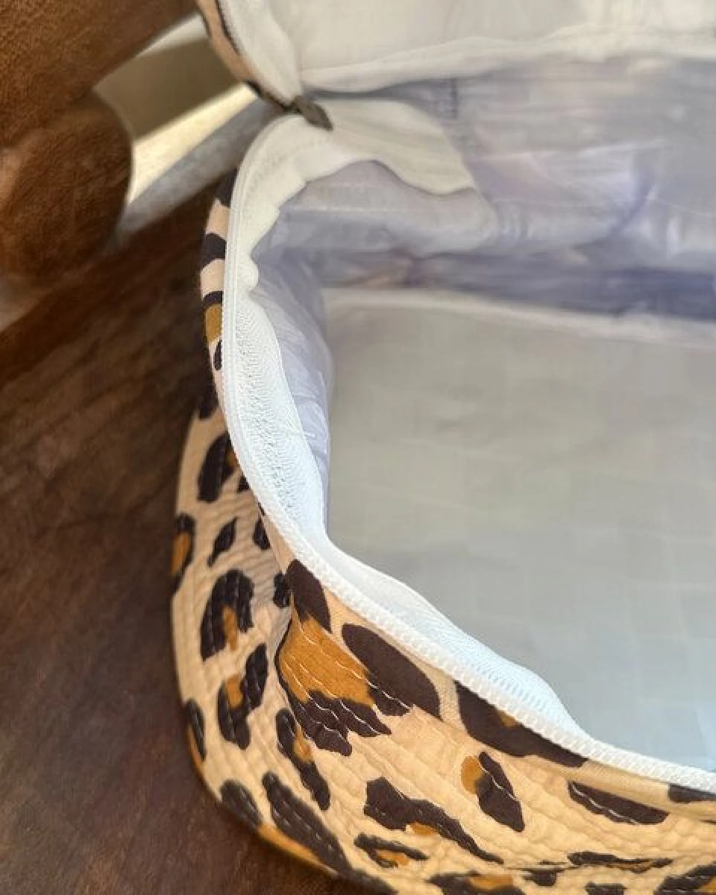 KIKOONI handgefertigte Kosmetiktasche "BIG BEAUTY" – Ansicht 2