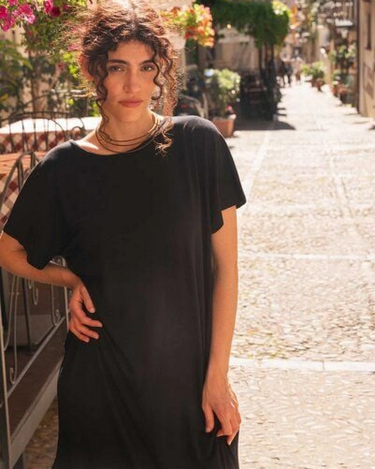 WiDDA berlin rückenfreies Jerseykleid FARLO aus ECOVERO® Jersey – Ansicht 4