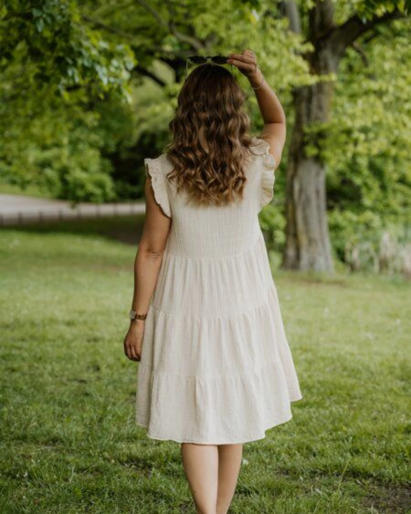 Hutch&Putch Musselin Sommerkleid - mit gerüschten Ärmeln - 100% Bio-Baumwolle - Volantkleid - kurzes Kleid - weich und atmungsaktiv – Ansicht 3