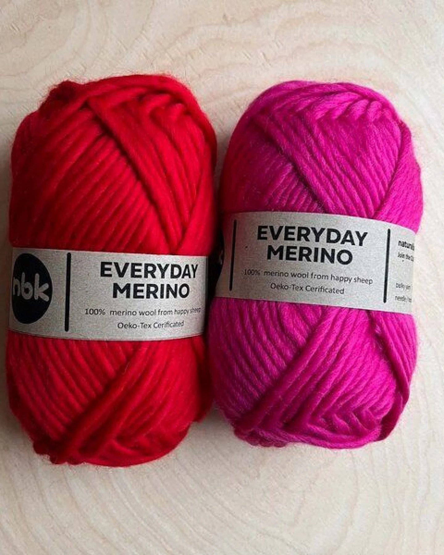 PANAPUFA Merino-Seidengarn Wolle – Ansicht 2