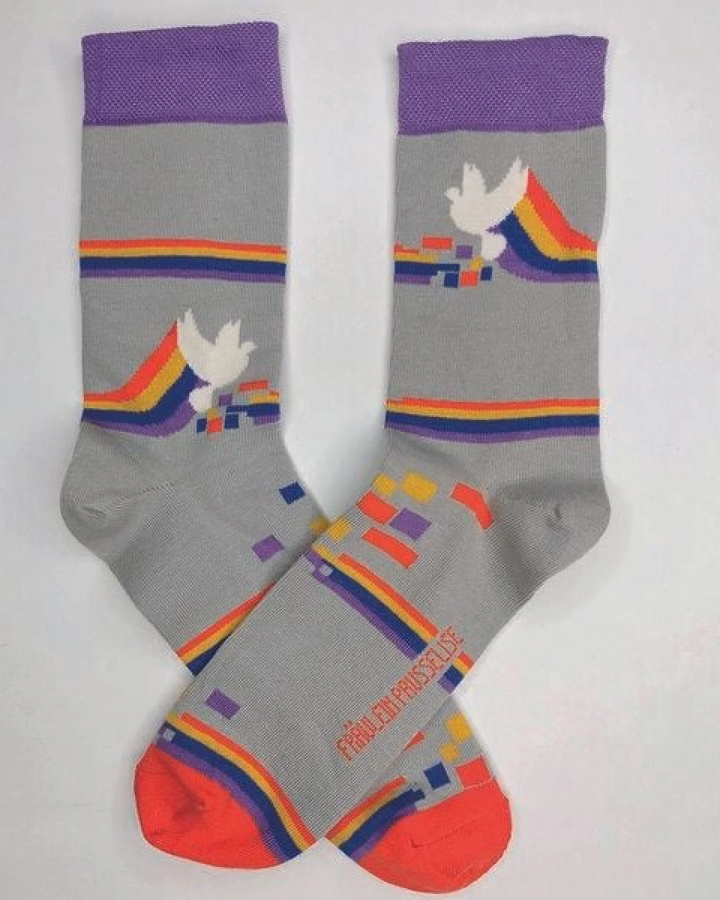 Fräulein Prusselise Colours of peace Socke, Taube, Frieden, grau, Streifen, bunt – Ansicht 3