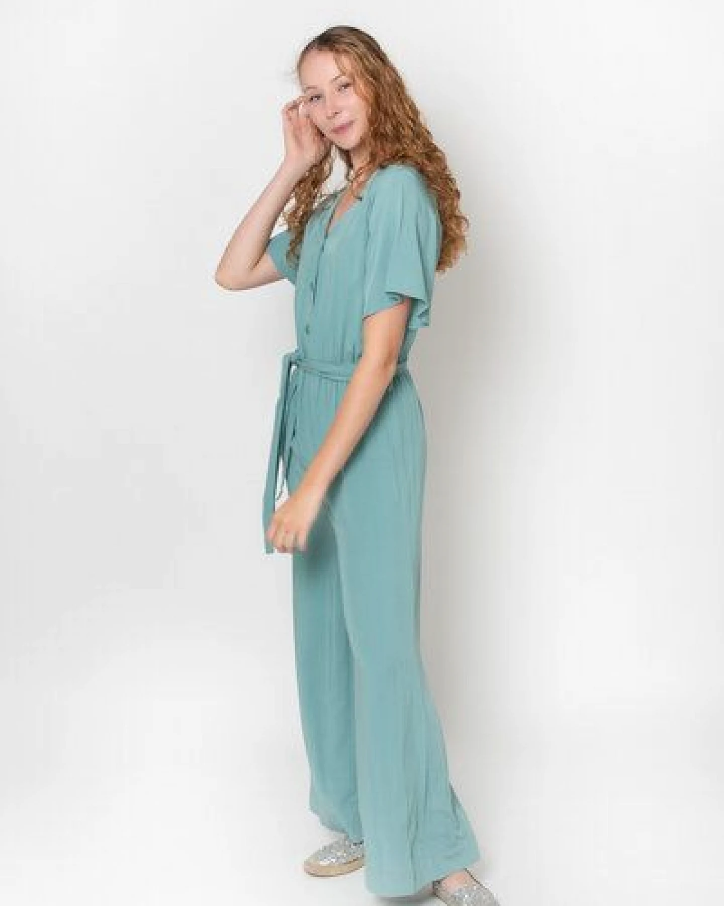 Zerum Ecovero Jumpsuit Modell: Thea – Ansicht 2