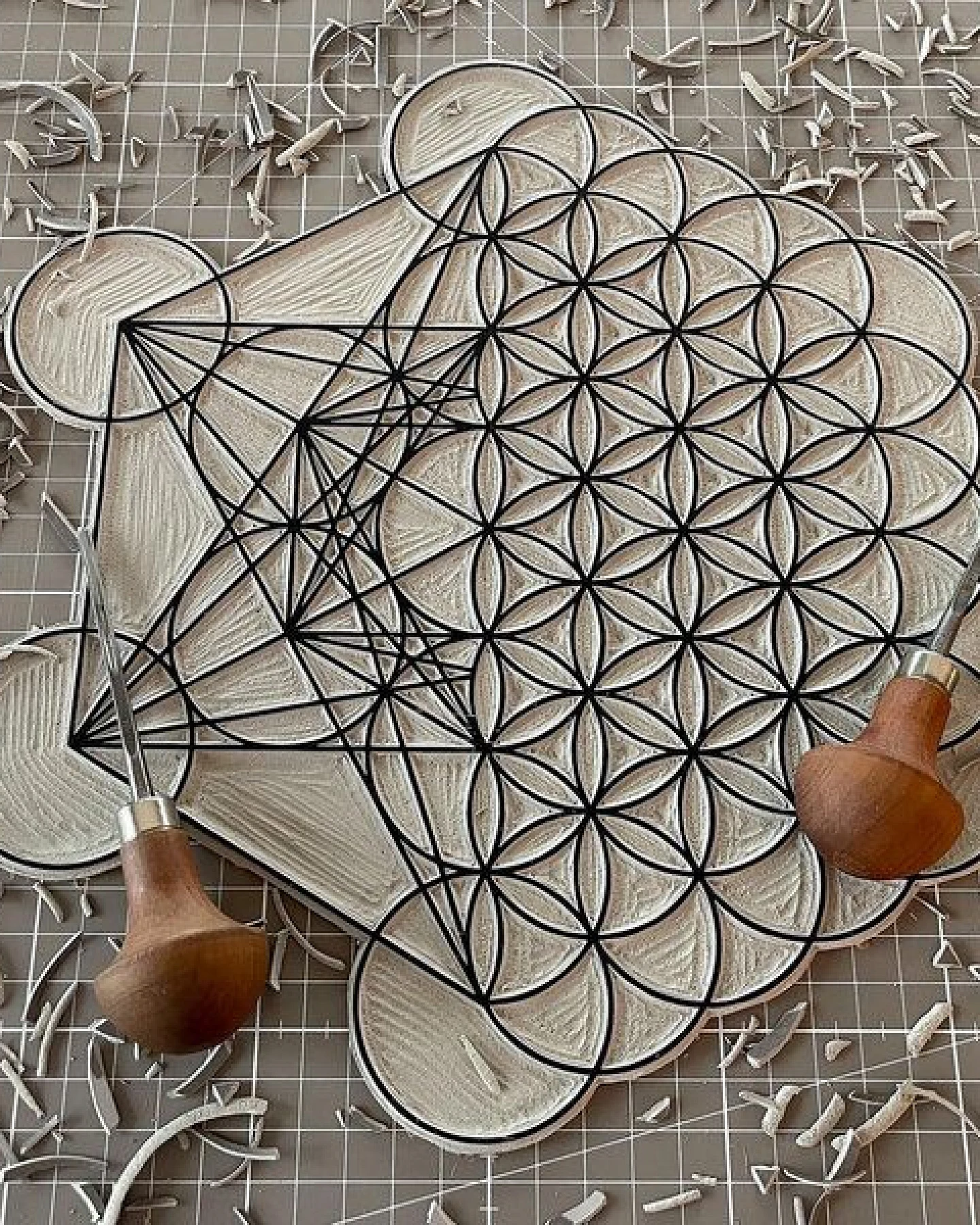 Veskor Cassiopeia METAFLOWER Heilige Geometrie Linoldruck – Ansicht 2