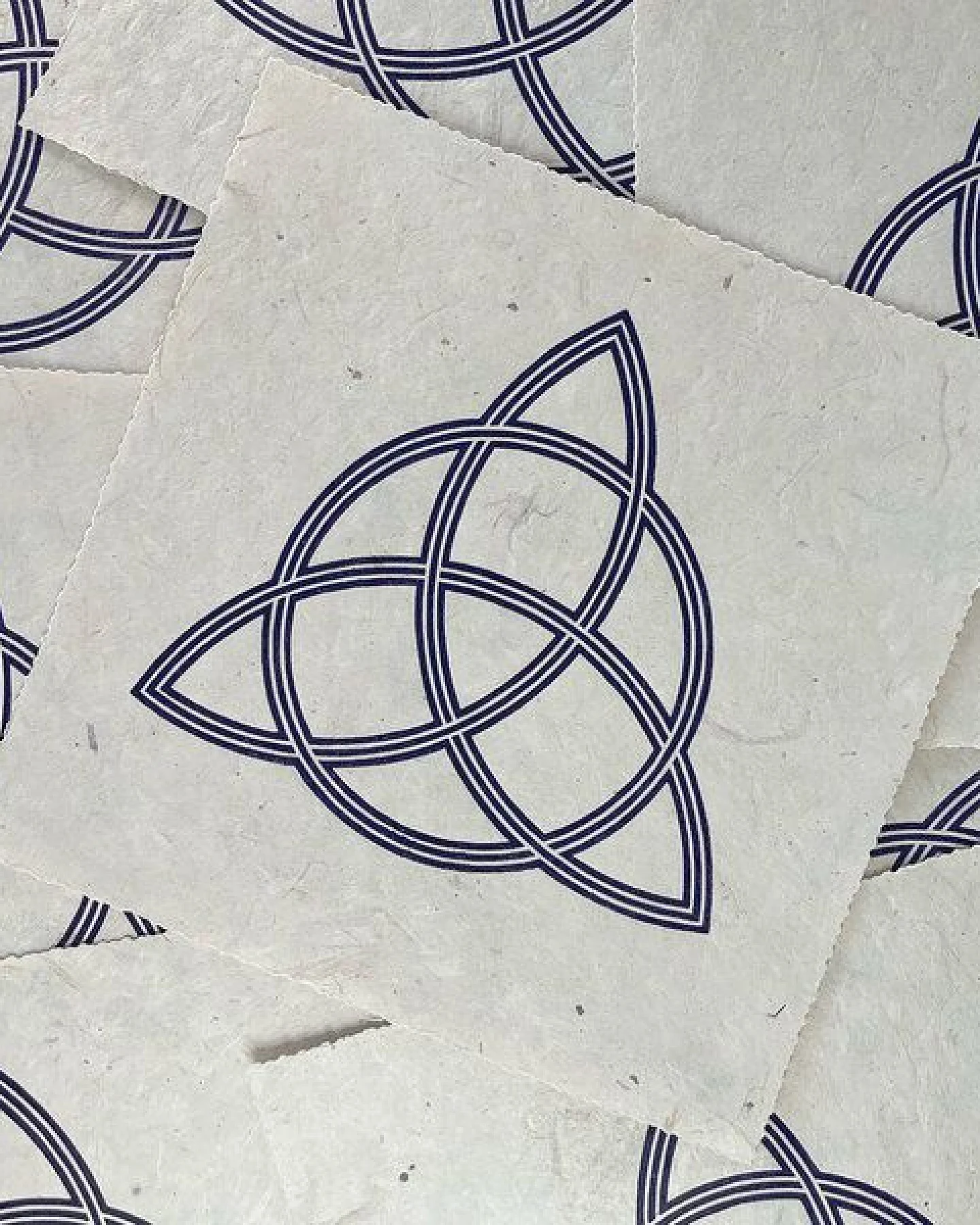Veskor Cassiopeia TRIQUETRA Heilige Geometrie Linoldruck – Ansicht 2