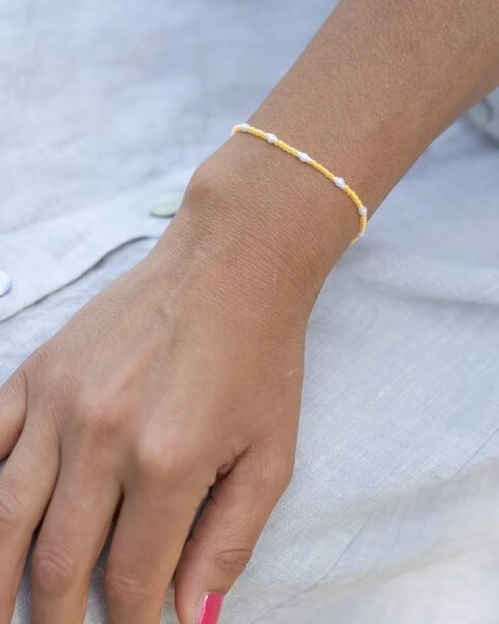 juni Sommer Perlenarmband "Pearl" in neon pink, lila, gelb oder golden