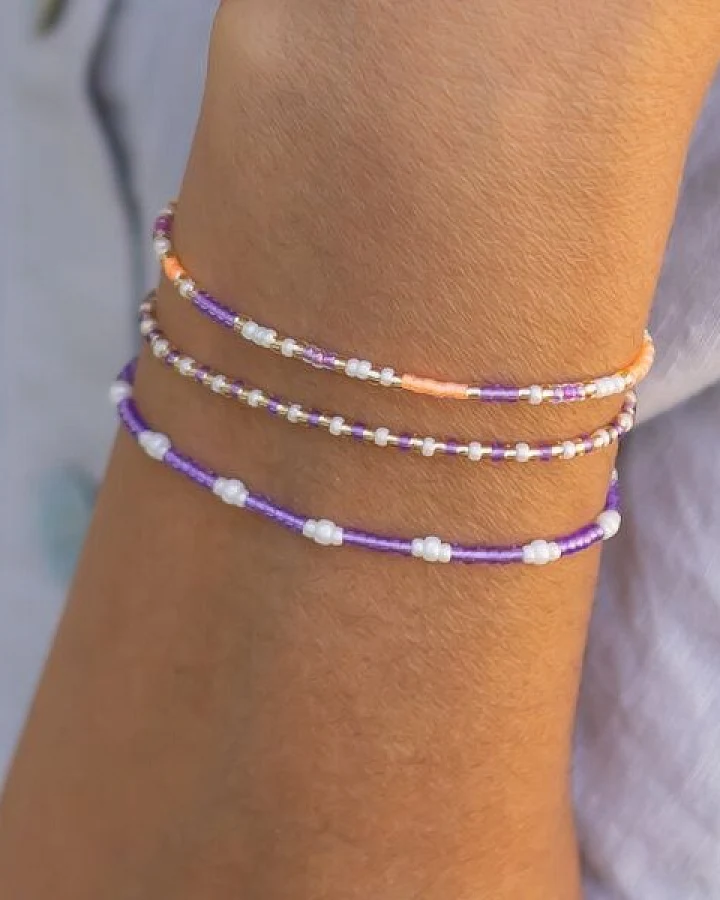 juni Sommer Perlenarmband "Pearl" in neon pink, lila, gelb oder golden