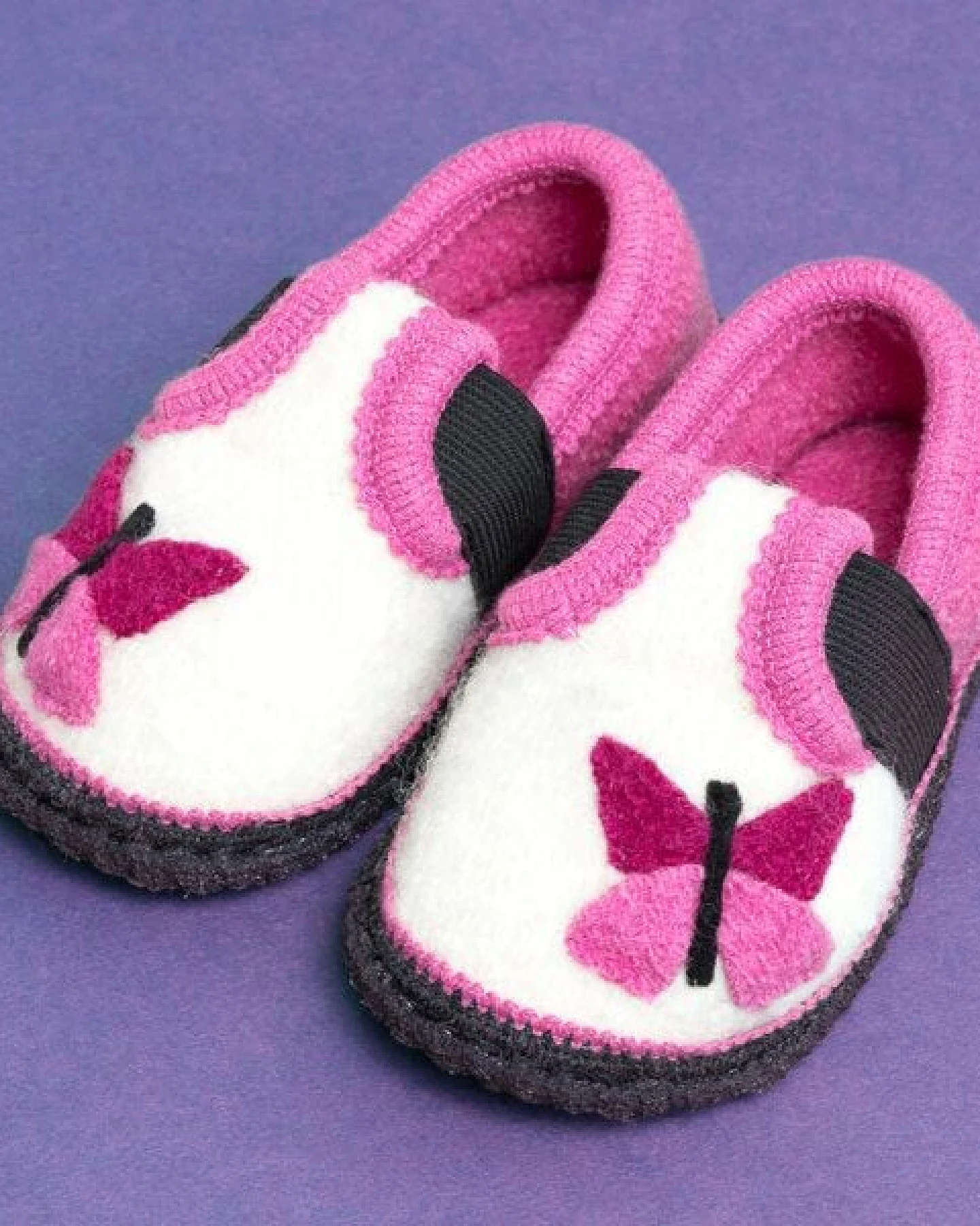 Kitz-Pichler Bobby Schmetterling Kinder-Hausschuh für Jungen & Mädchen aus 100% Wolle - Warme Filz-Pantoffel – Ansicht 3