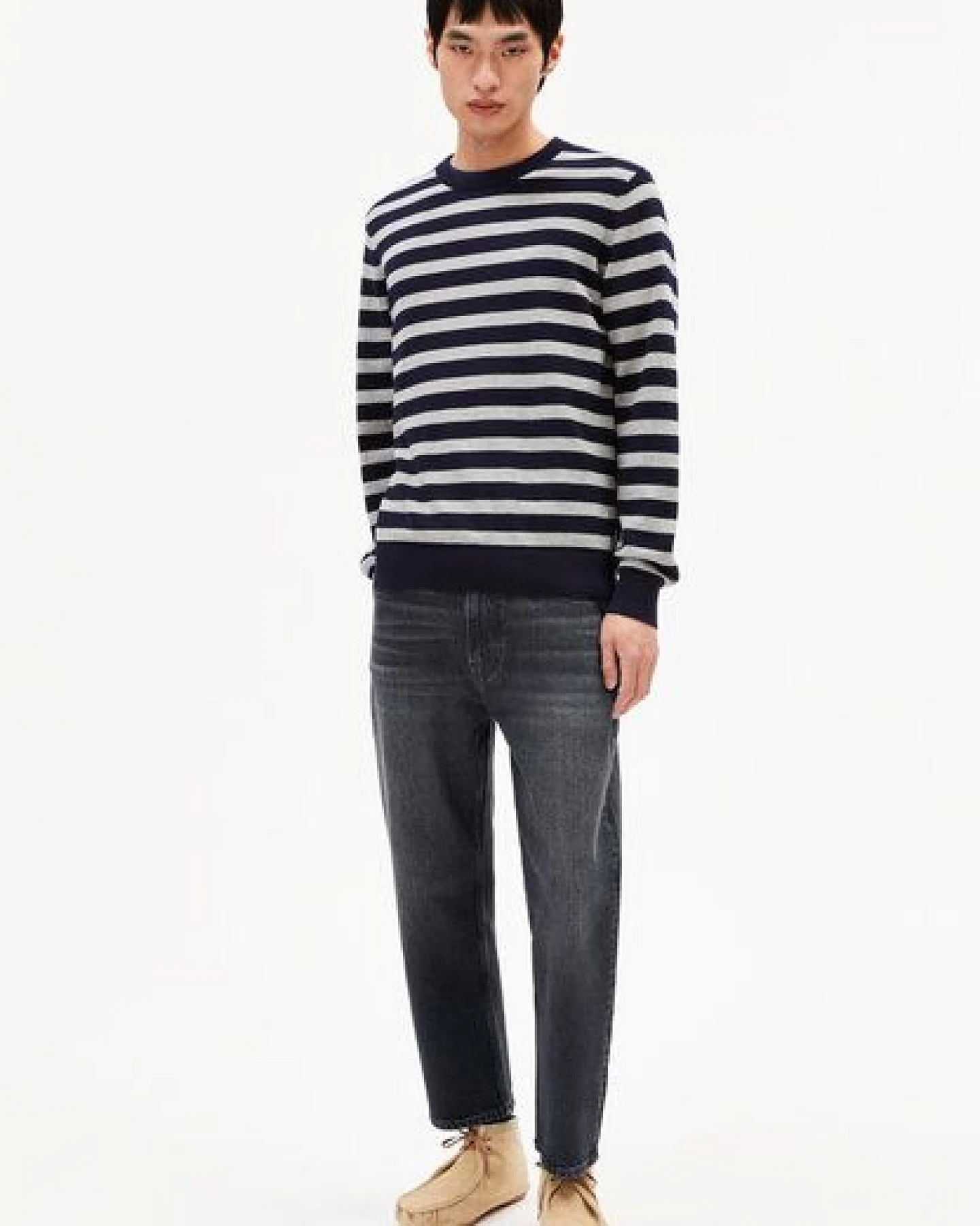 ARMEDANGELS LOUKAA FINE STRIPES Herren Pullover aus Bio-Baumwolle – Ansicht 4