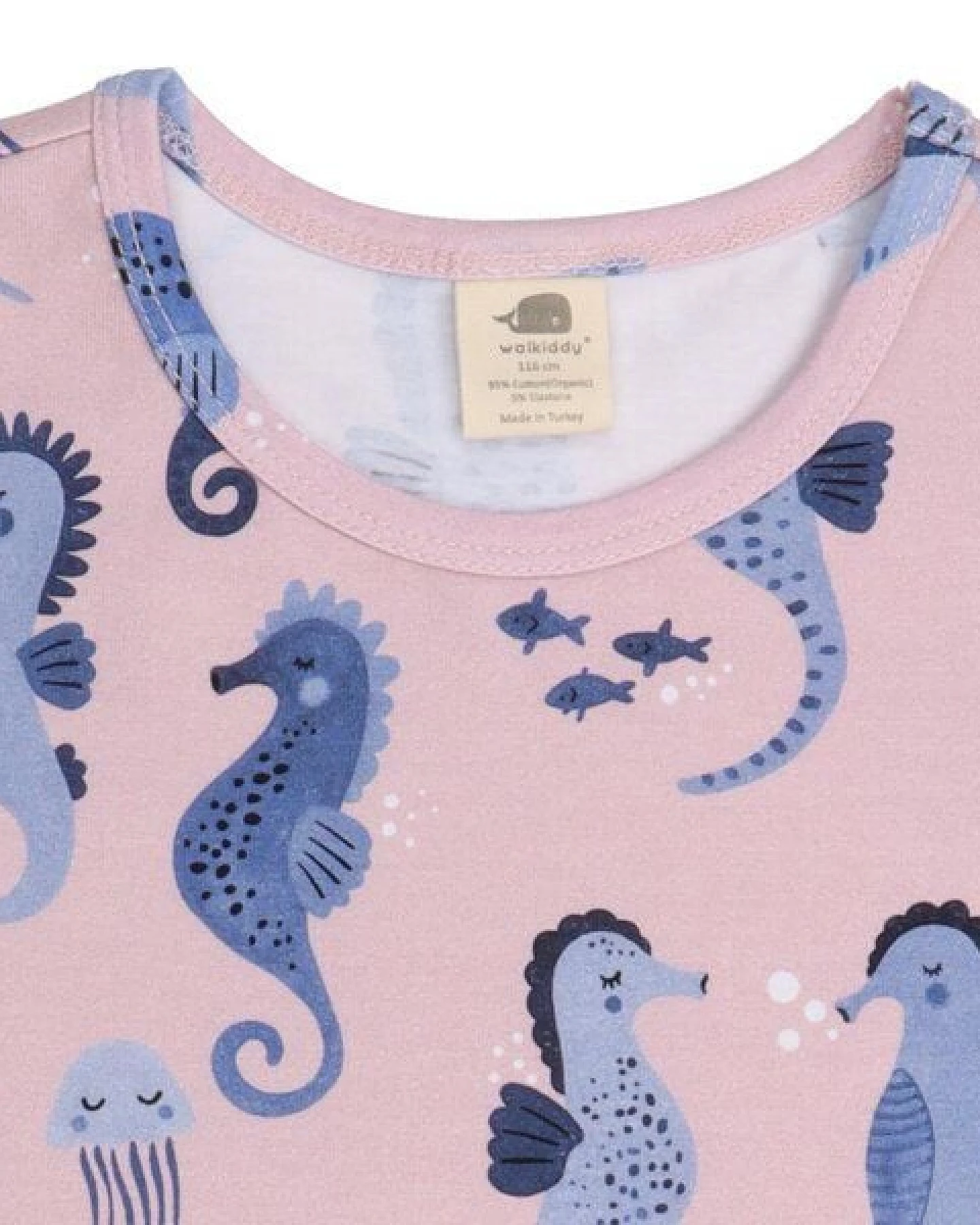 Kinder T-Shirt Bio-Baumwolle GOTS "Blue Seahorses" pink – veganes, fair produziertes Walkiddy Kindershirt mit Seepferdchen-Motiv für fröhliche Kids und empfindliche Haut – Ansicht 3