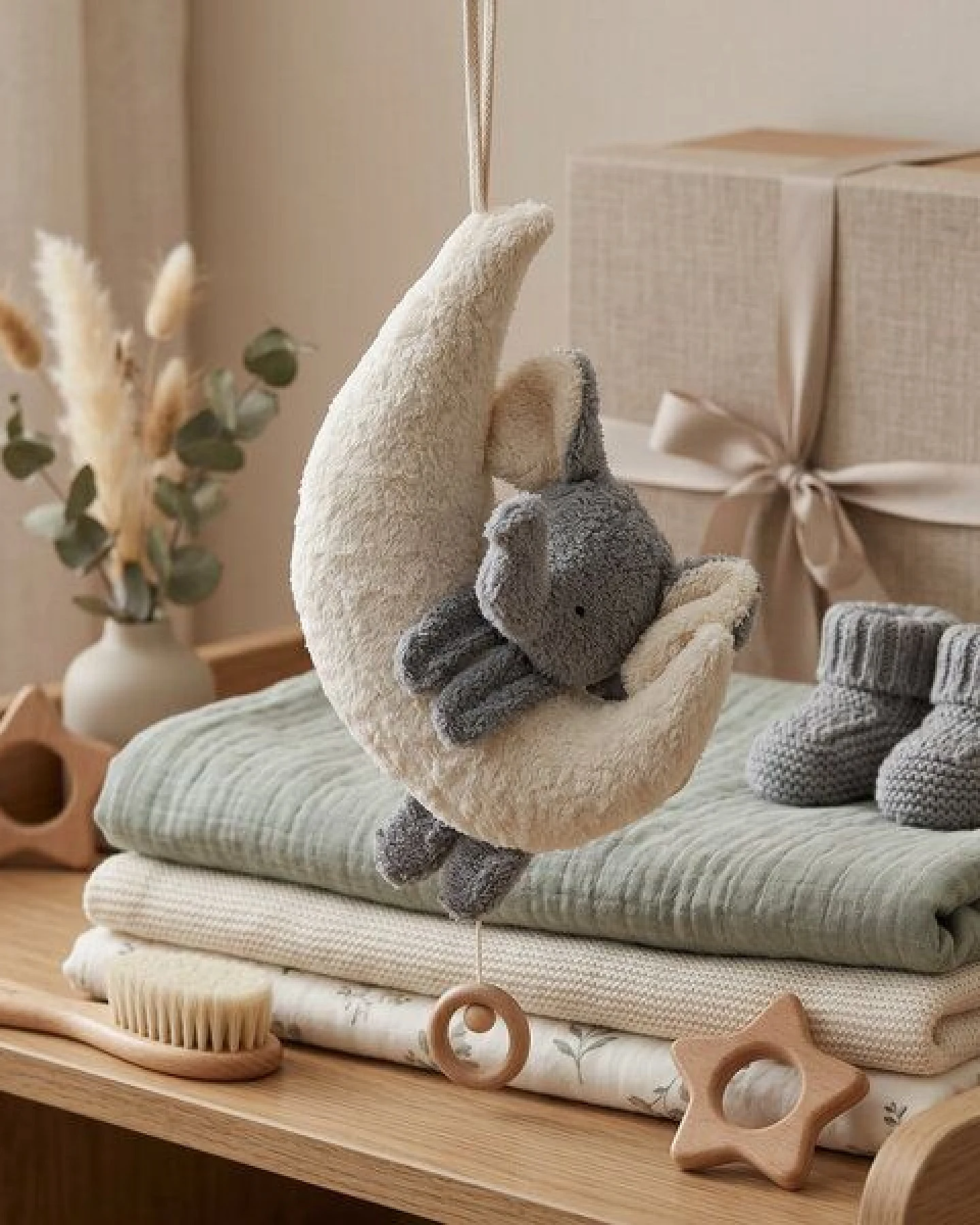Efie Spieluhr Elefant auf Mond – Ansicht 2