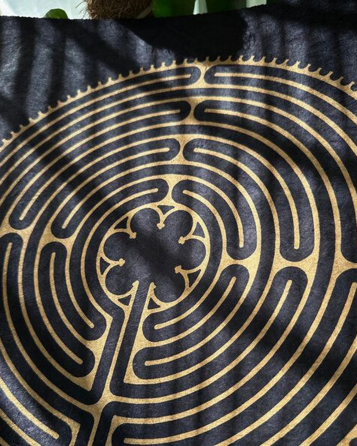 Veskor Cassiopeia LABYRINTH VON CHARTRES der Kathedrale Notre-Dame Linoldruck – Ansicht 2