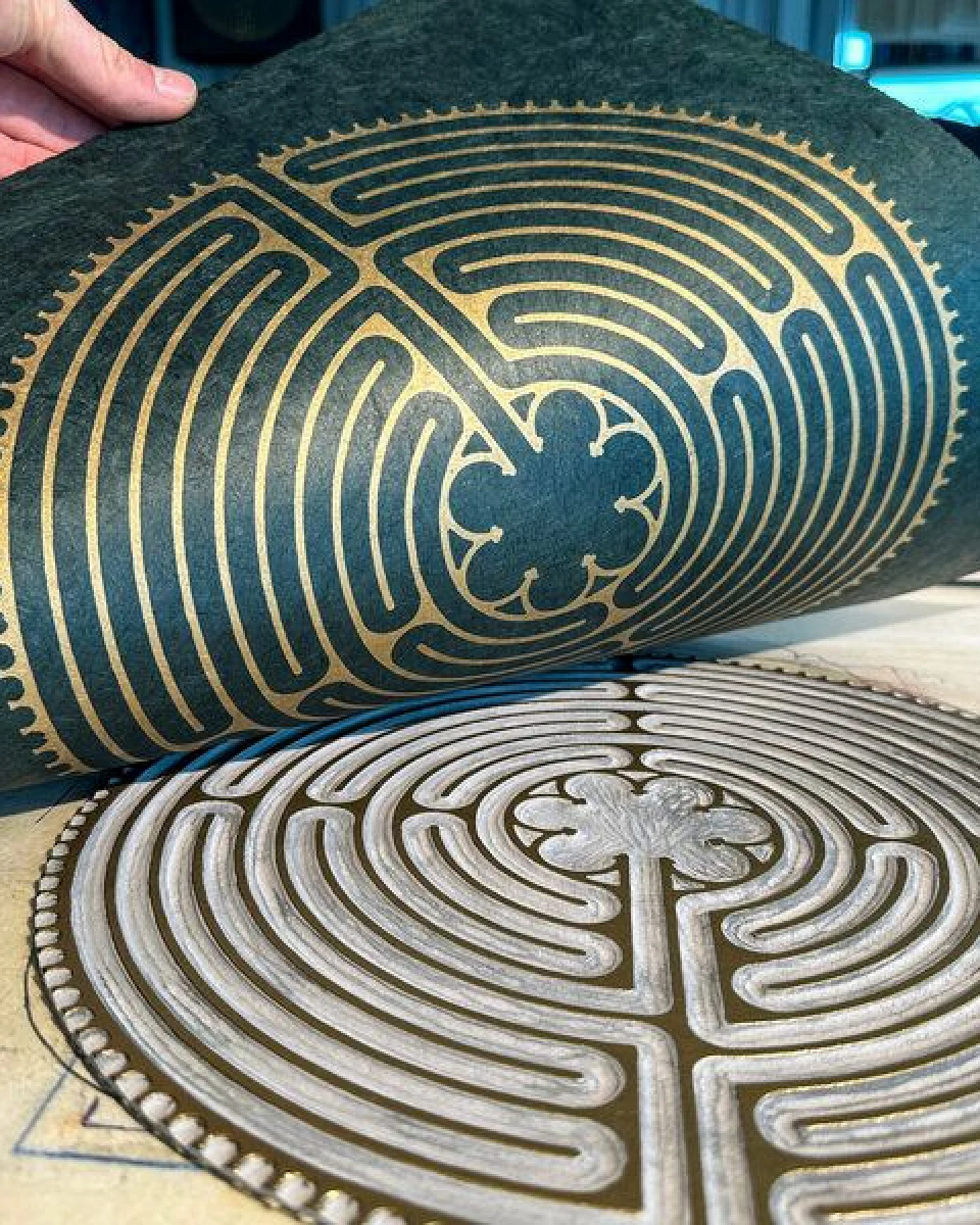 Veskor Cassiopeia LABYRINTH VON CHARTRES der Kathedrale Notre-Dame Linoldruck – Ansicht 3
