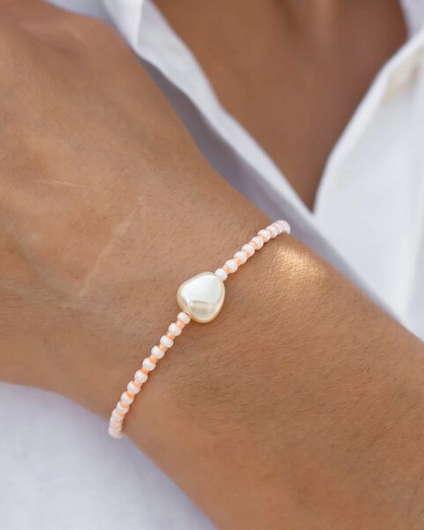 juni Sommer Set Apricot- Perlenarmband und Fußkette – Ansicht 3