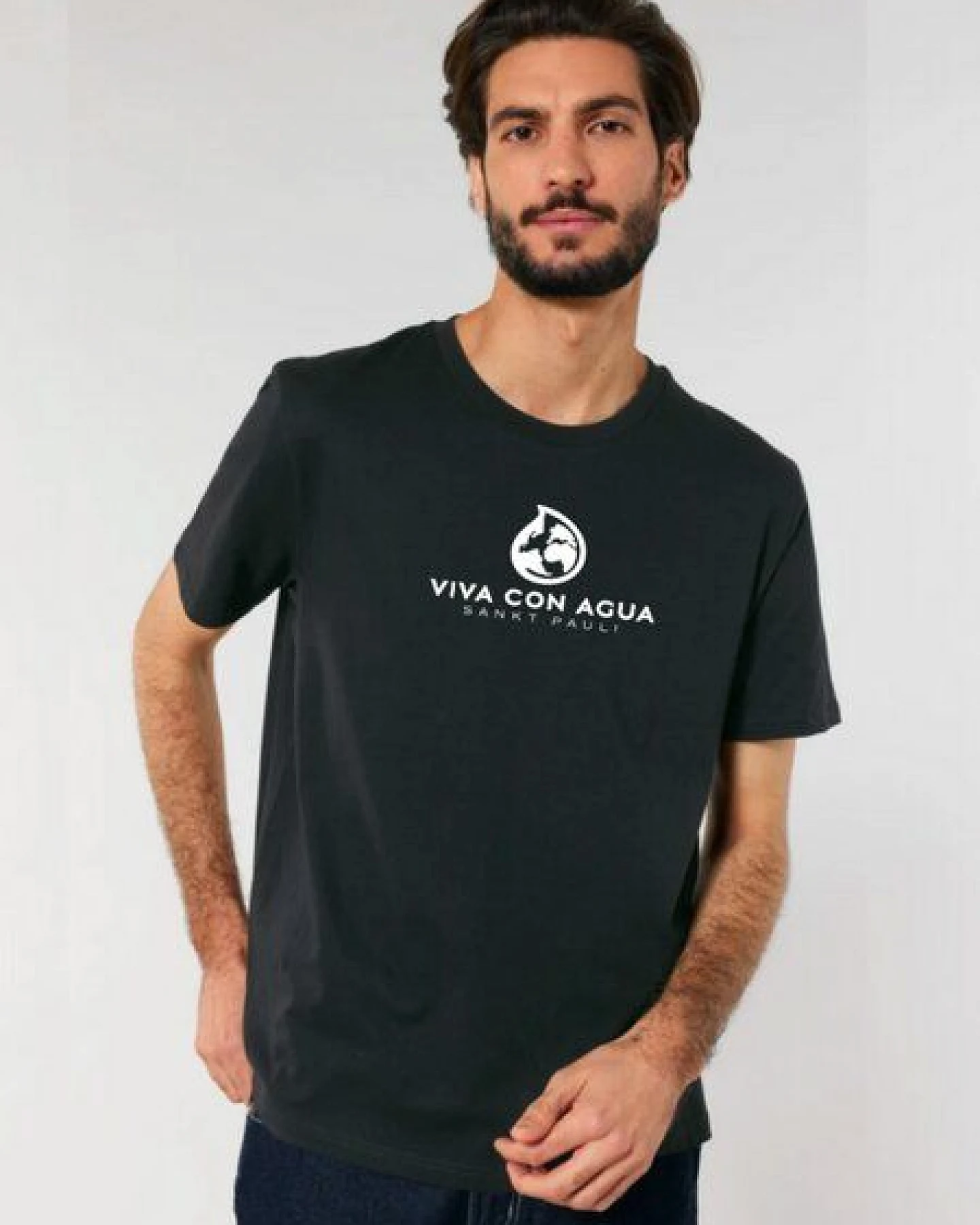 Biobaumwoll T-Shirt schwarz mit Viva con Agua Logo – Ansicht 2