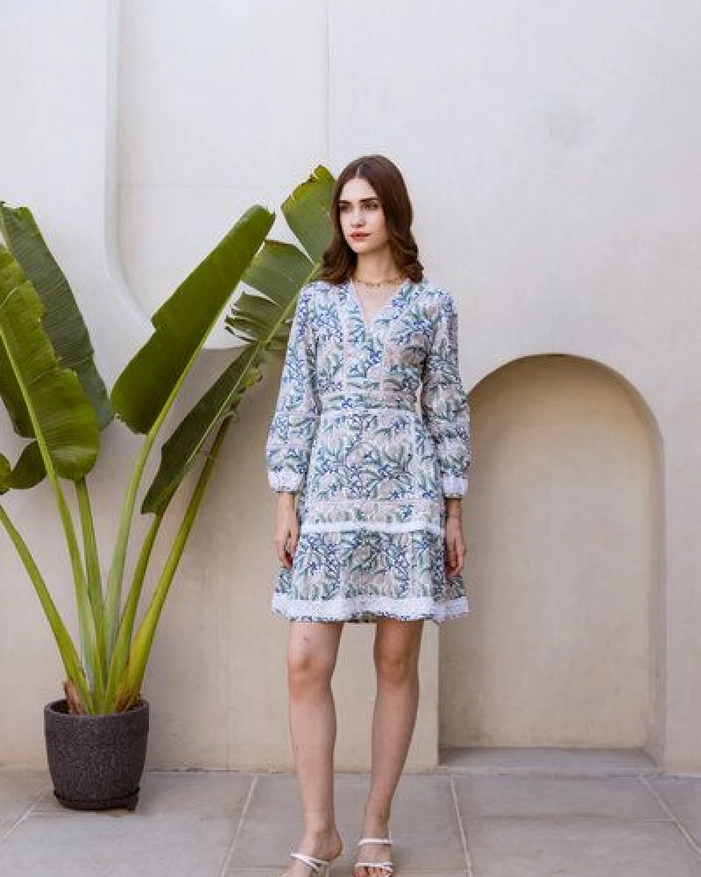 Haus of Namaste Kniekurzes Kleid 'Ira' aus Bio-Baumwolle – handbedruckt mit veganen Farben & Spitze – Ansicht 3