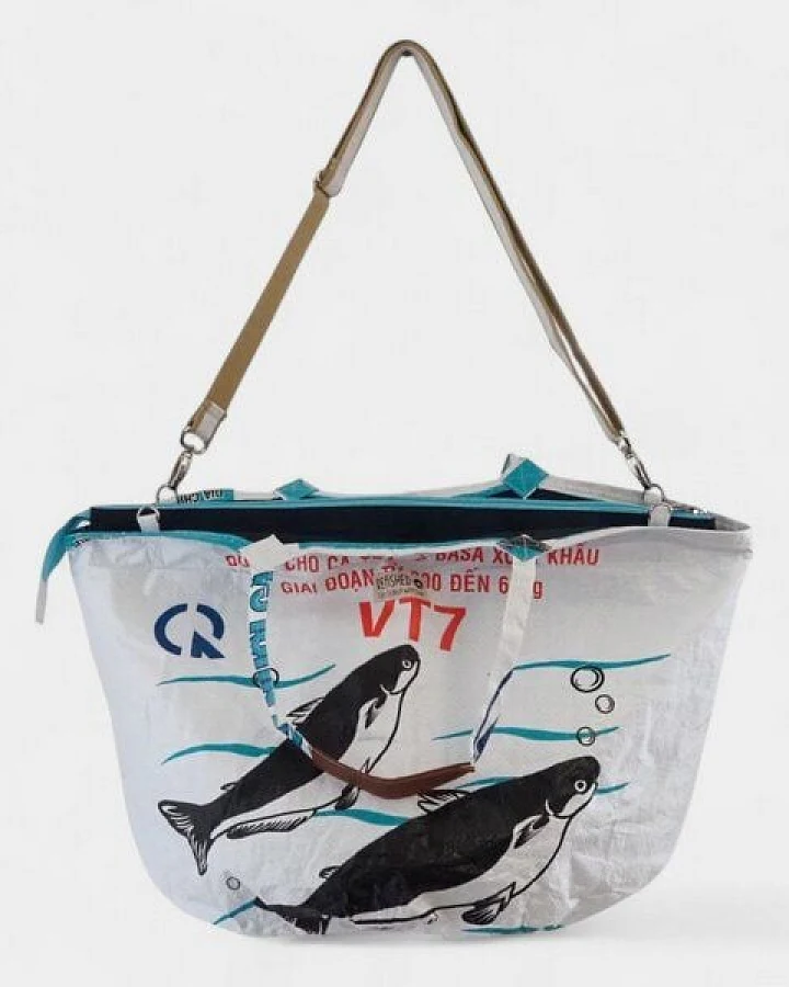 REFISHED fair fashion Tasche 'SOULMATE ZIP' Limitierte Edition! - upcycelte Fischfuttersäcke