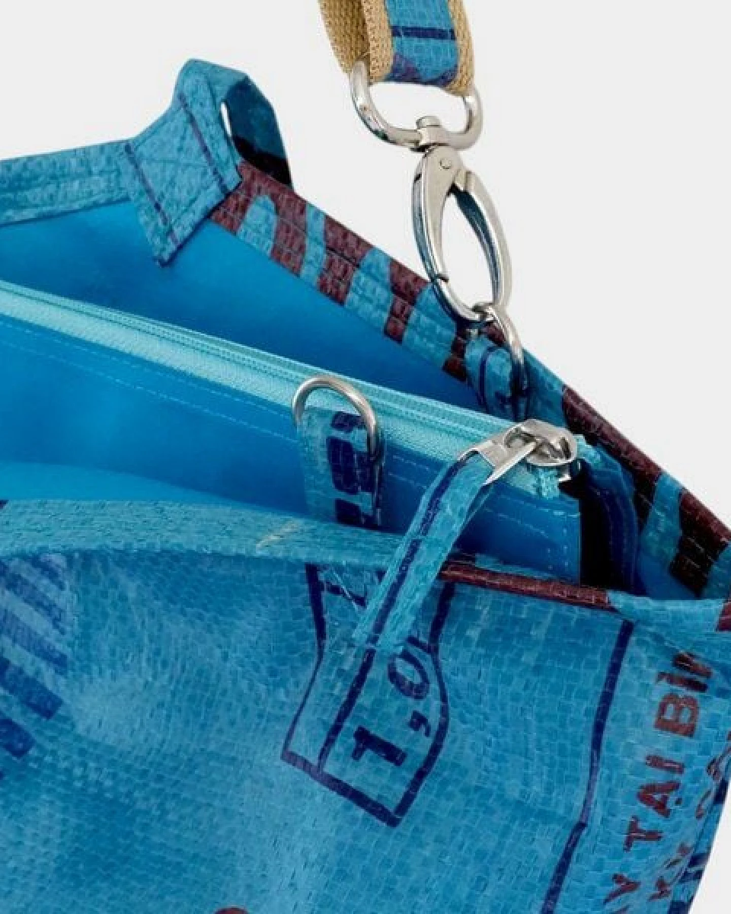 REFISHED fair fashion Tasche 'SOULMATE ZIP' Limitierte Edition! - upcycelte Fischfuttersäcke – Ansicht 3