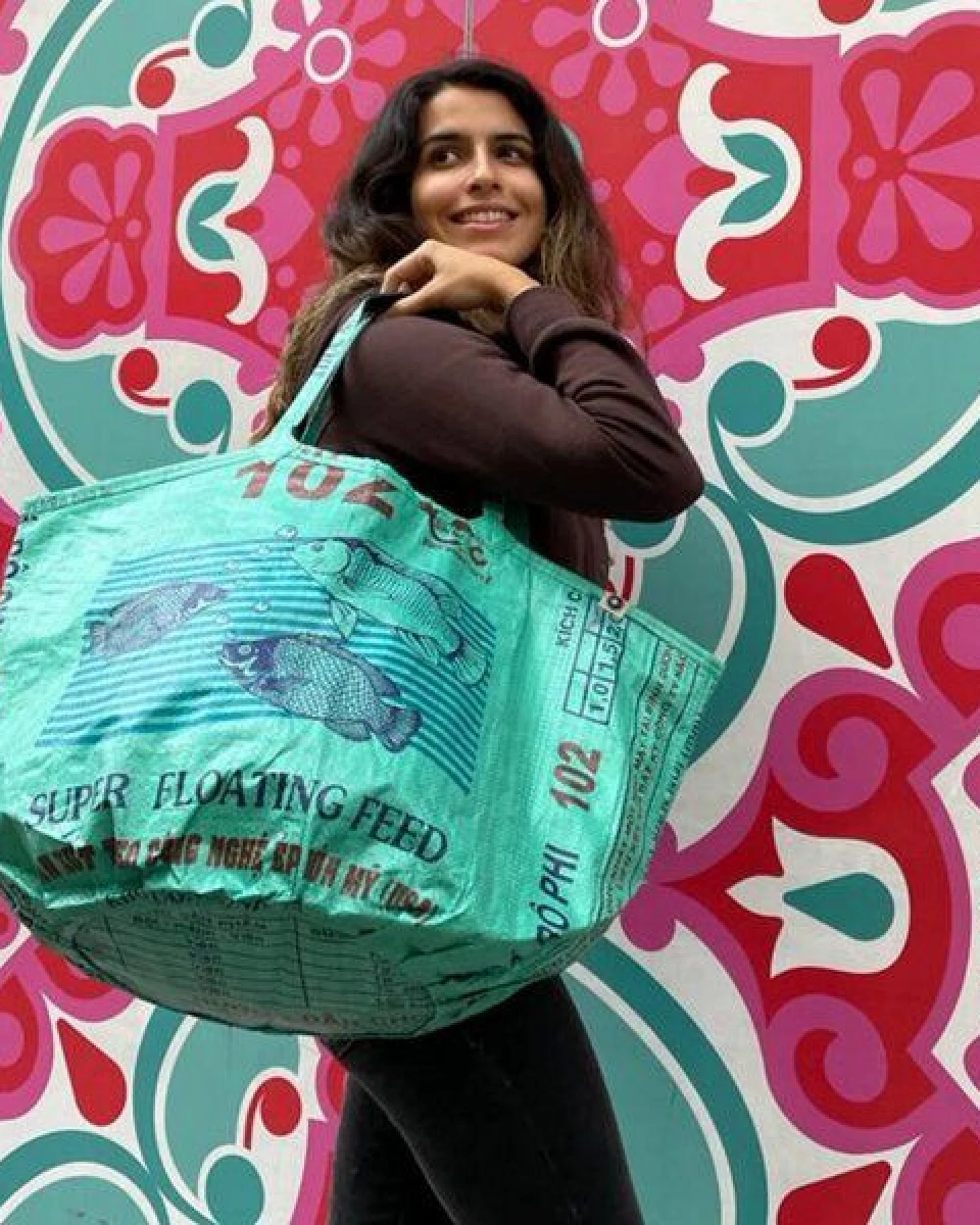 REFISHED fair fashion Tasche 'SOULMATE COTTON' Limitierte Edition! - upcycelte Fischfuttersäcke – Ansicht 2
