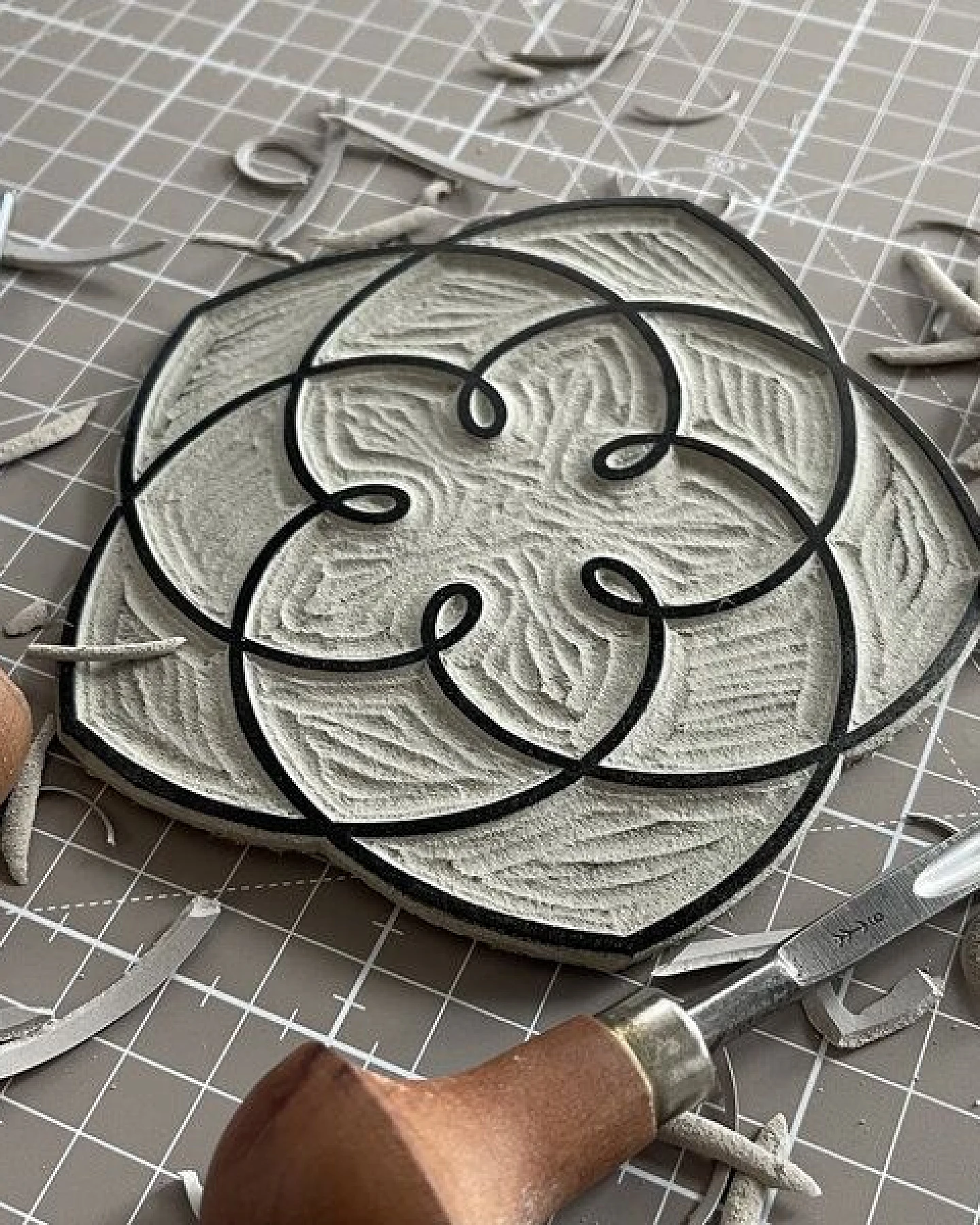 Veskor Cassiopeia VENUS FLOWER Heilige Geometrie Linoldruck – Ansicht 2