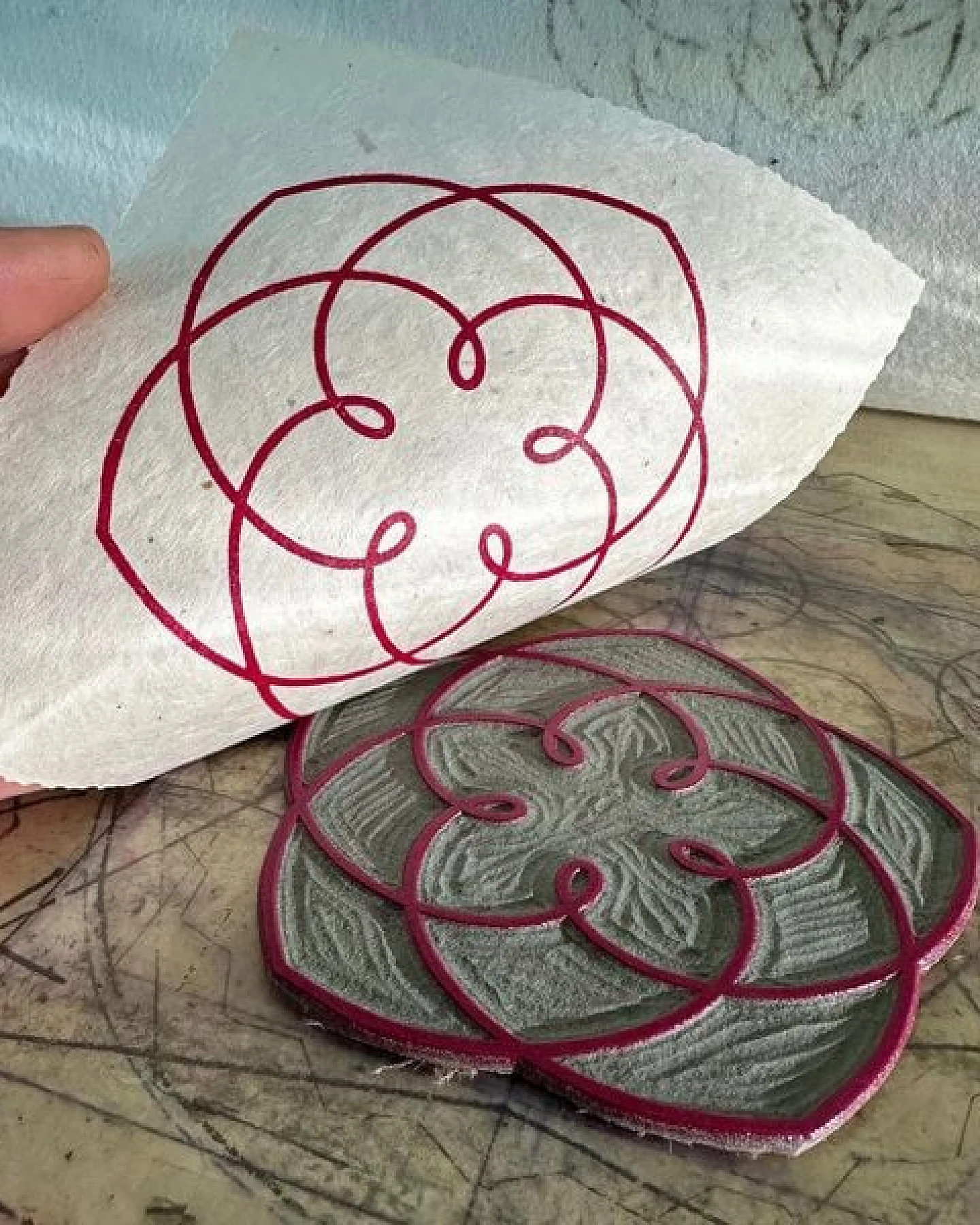 Veskor Cassiopeia VENUS FLOWER Heilige Geometrie Linoldruck – Ansicht 3