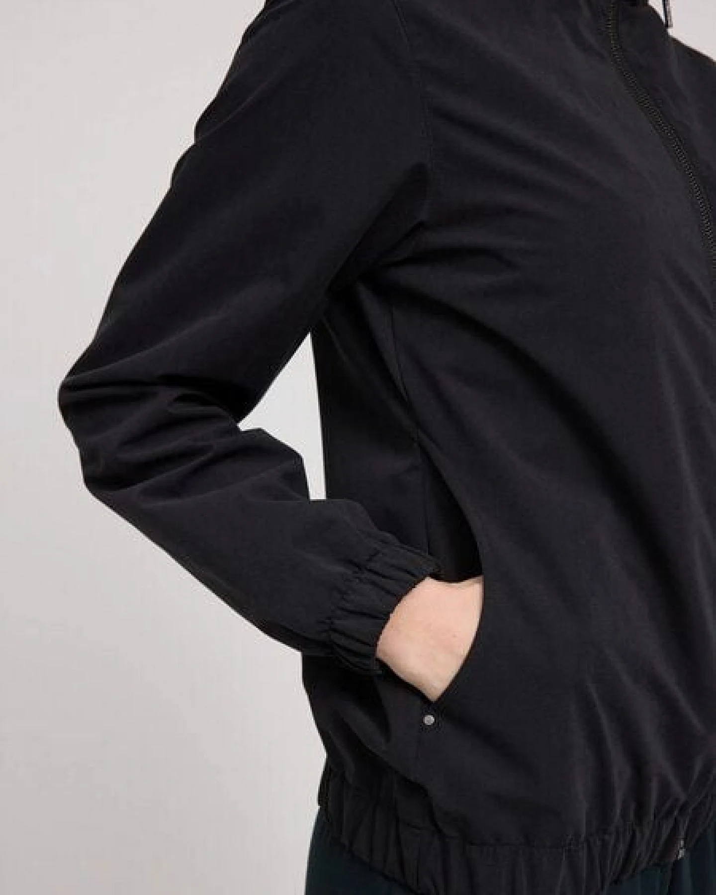 Mazine leichte Blouson-Jacke aus recykeltem Plastik – Ansicht 4