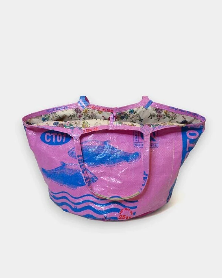REFISHED fair fashion Tasche 'SOULMATE WATERPROOF' Limitierte Edition! - upcycelte Fischfuttersäcke