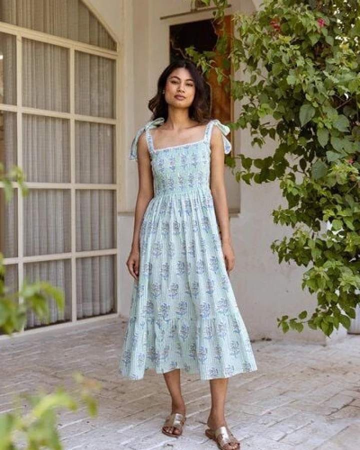 Haus of Namaste Midikleid 'Prithvi' aus Bio-Baumwolle – handbedruckt mit veganen Farben und Verstellbare Bindeträger