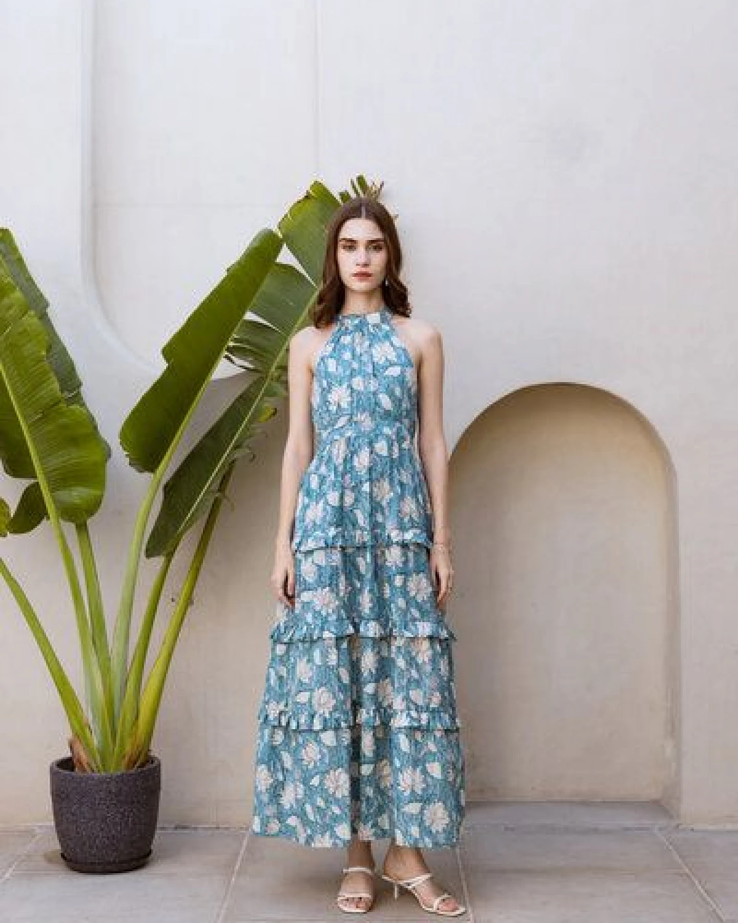 Haus of Namaste Maxikleid aus Bio-Baumwolle mit Lurex – handbedruckt & mit Halterneck – Ansicht 2
