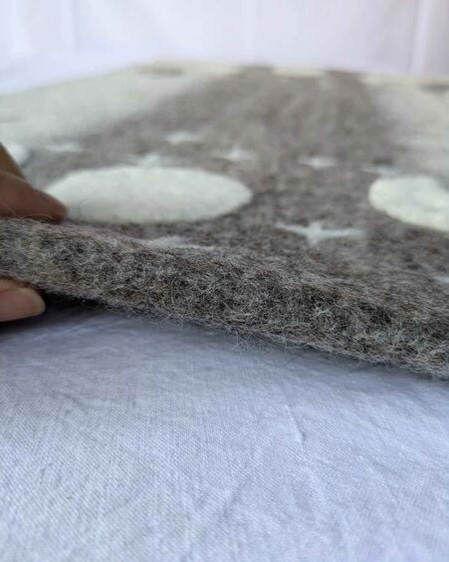 Wooliie Phasen des Mondes - Handgefertigte Wollmatte – Ansicht 3