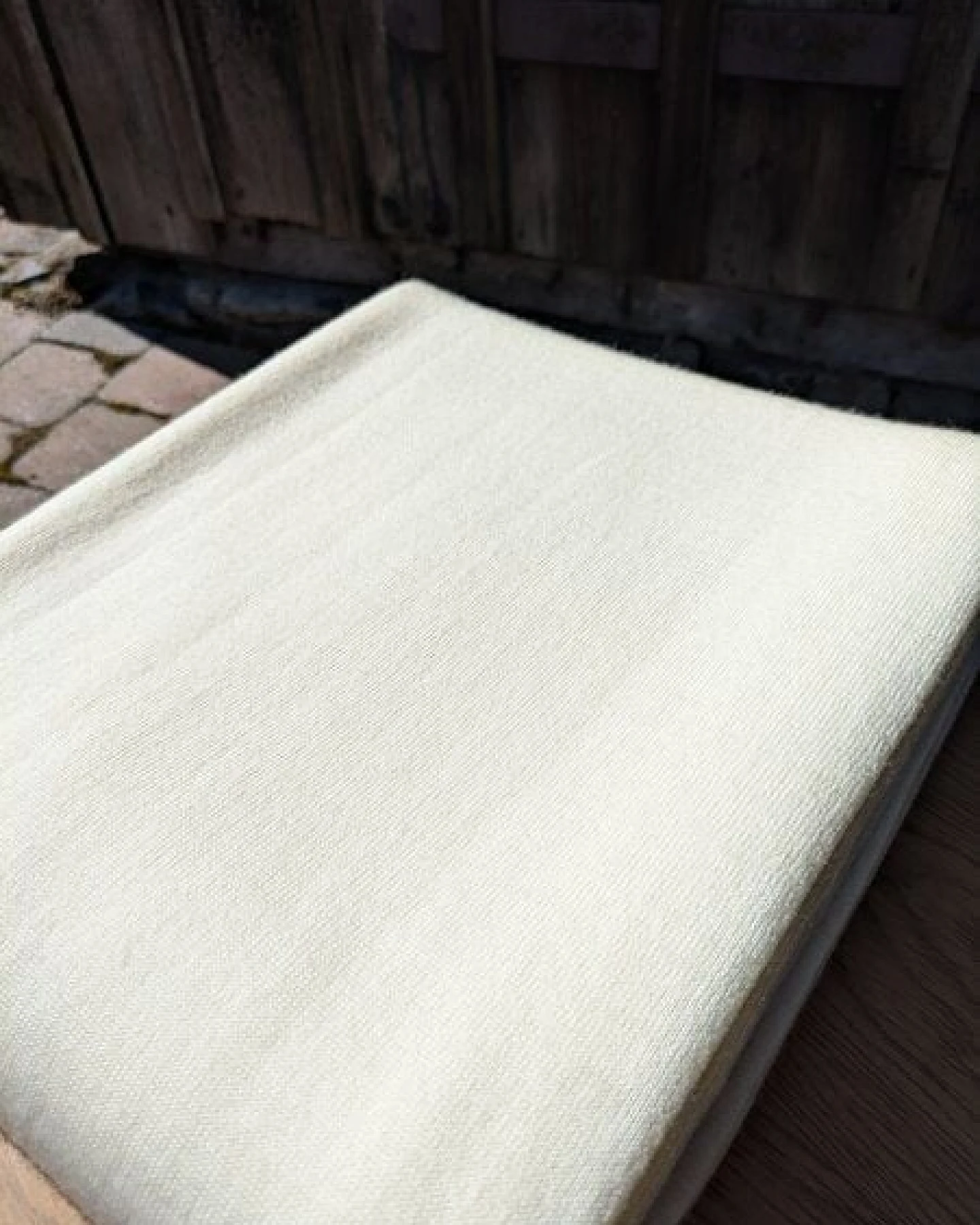 Wooliie Handgefertigte Babydecke aus 100 % Merinowolle – pflanzlich gefärbt – Ansicht 3