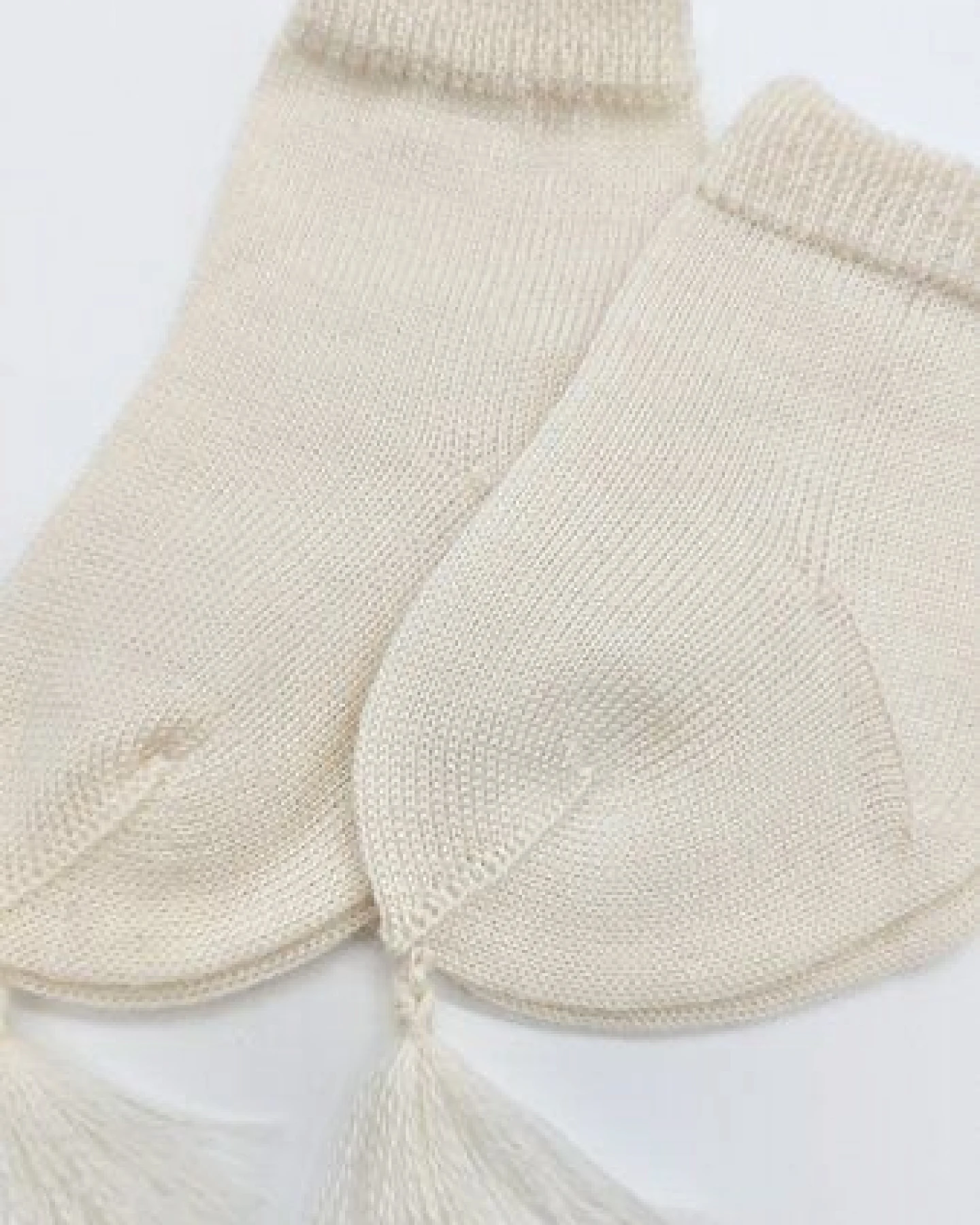 Wooliie Handgefertigte Baby-Socken aus 100 % Merinowolle – naturbelassen & ungefärbt – Ansicht 2
