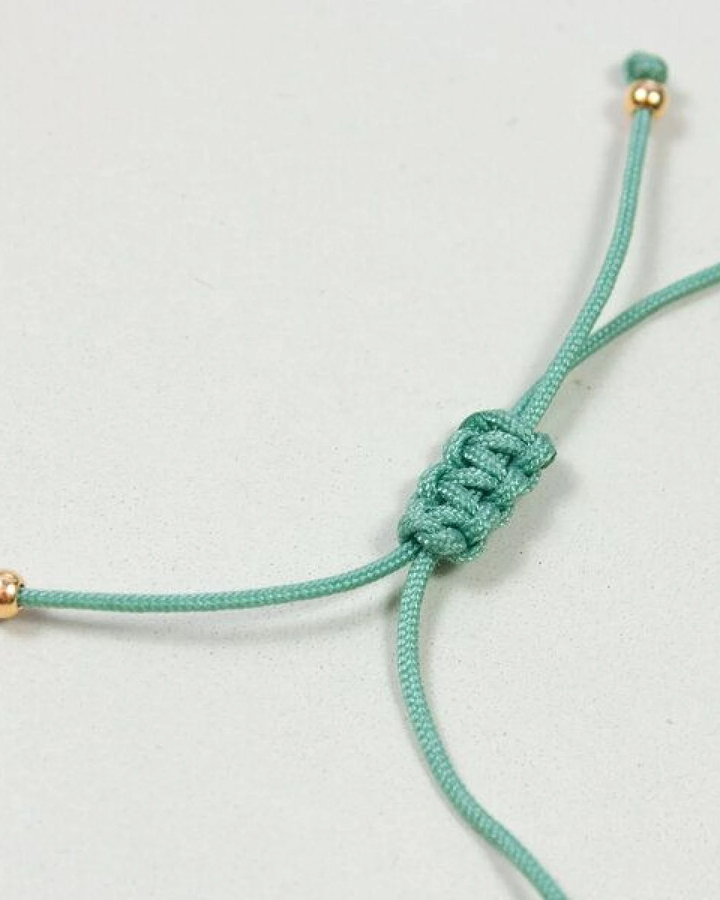Bow & Hummingbird Armband auf Karte - Fisch - Gegen den Strom – Ansicht 4