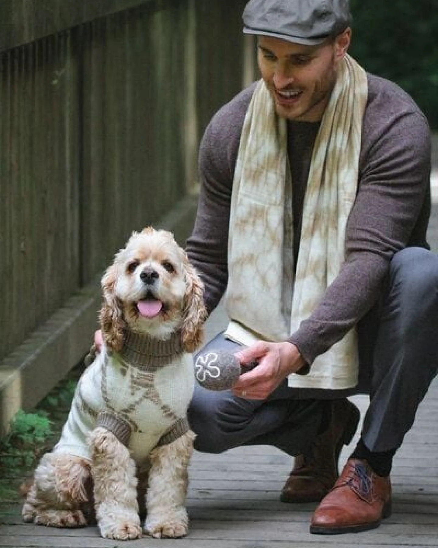 Wooliie Sand Vibe – Handgefertigter Hundepullover aus 100 % Merinowolle, glatt gestrickt & pflanzlich gefärbt – Ansicht 3
