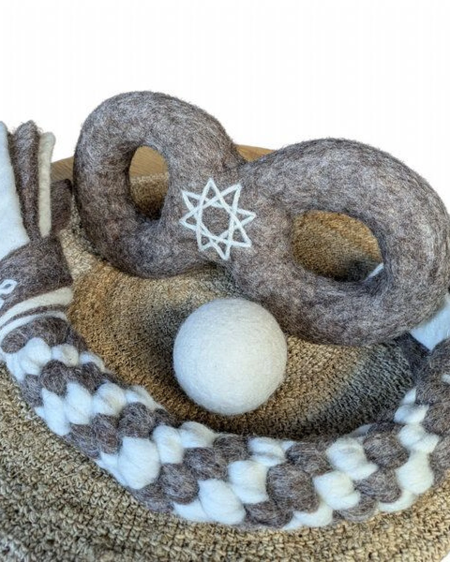 Wooliie Hunde-Spielset aus 100 % naturbelassener Schurwolle – handgefertigt & schadstofffrei (3er-Bundle) - Braided Rope & Ring – Ansicht 2