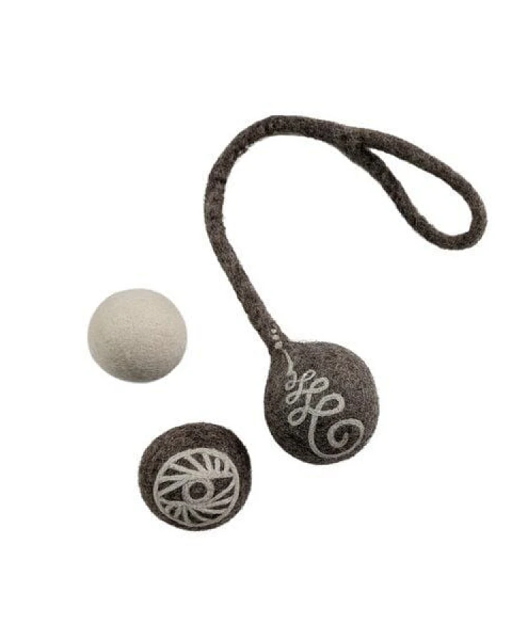Wooliie Katzen-Spielset aus 100 % naturbelassener Schurwolle – handgefertigt & schadstofffrei (3er-Bundle) - Rope Ball & Rattle Ball