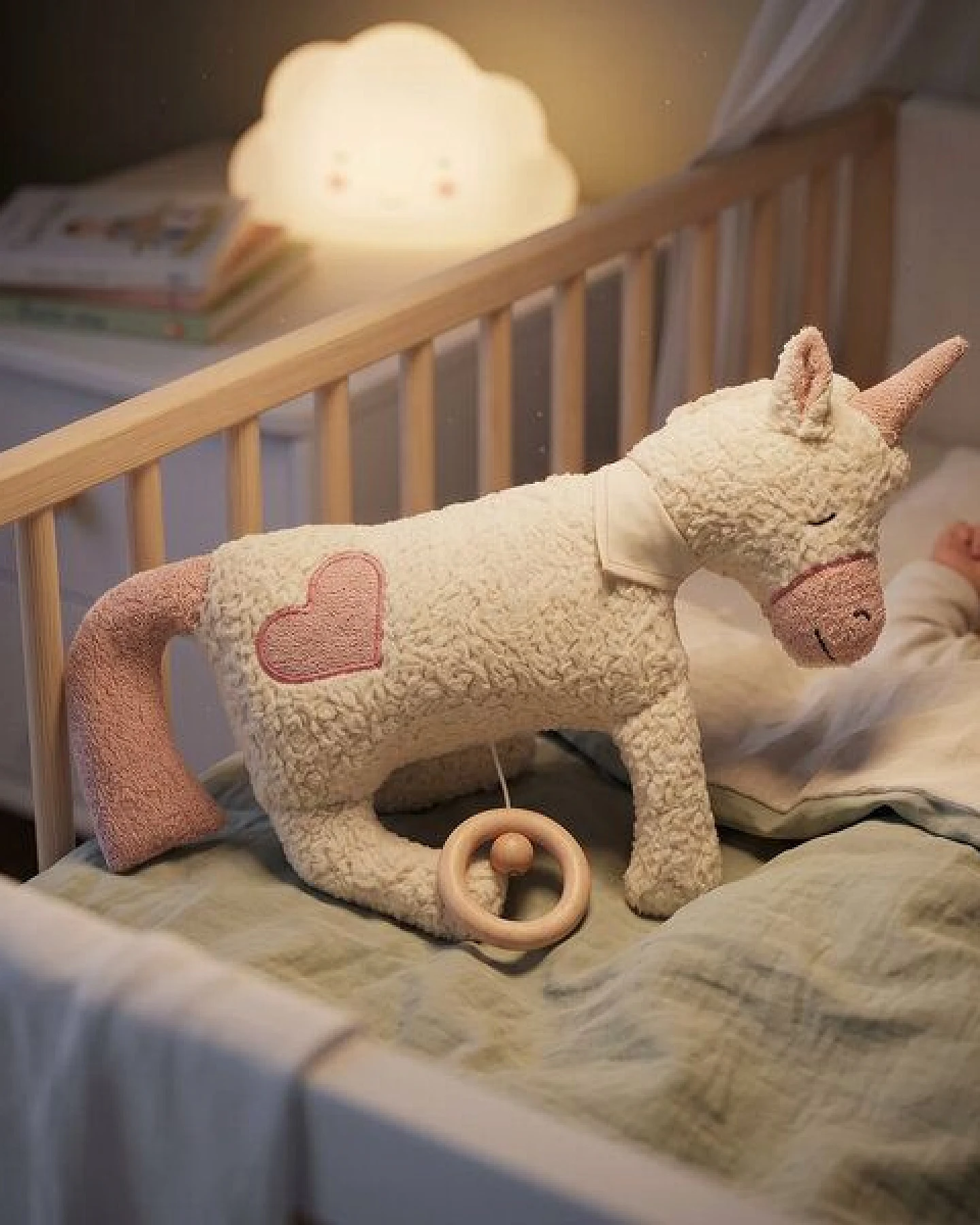 Efie Spieluhr Einhorn, Herz Applikation, Made in Germany – Ansicht 3