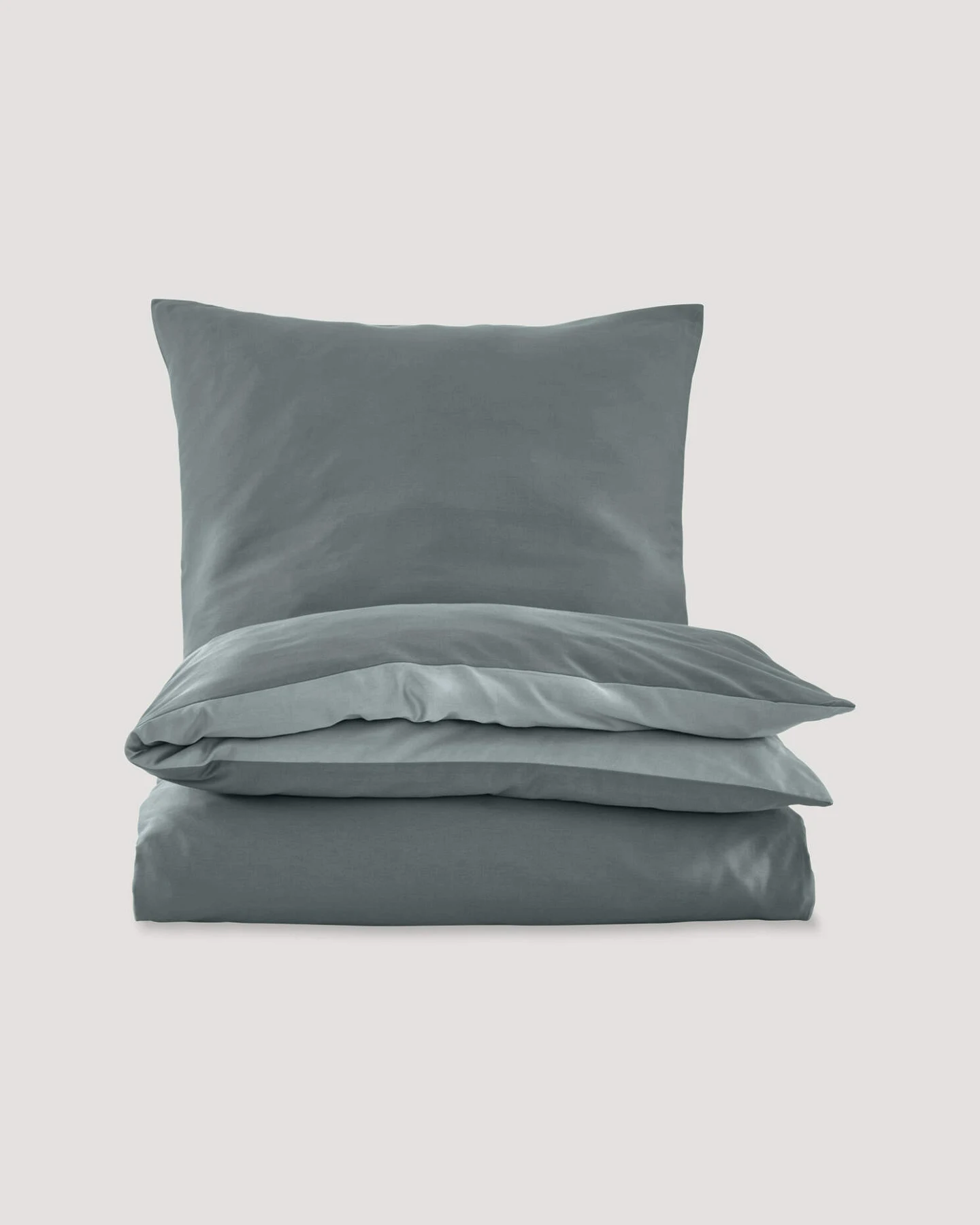 hessnatur Satin Wende Bettwäsche Set aus Bio-Baumwolle - grün - Größe 240x220 / 2x80x80 cm – Ansicht 3