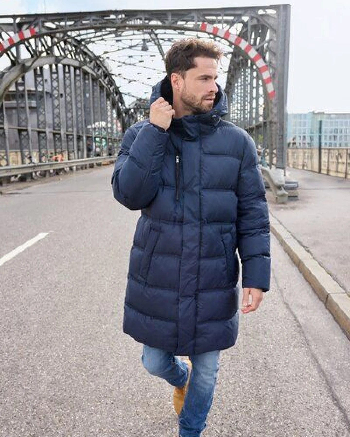 Daiber Herren Winterjacke Steppjacke Pufferjacke Mantel Kurzmantel mit Kapuze – Ansicht 2