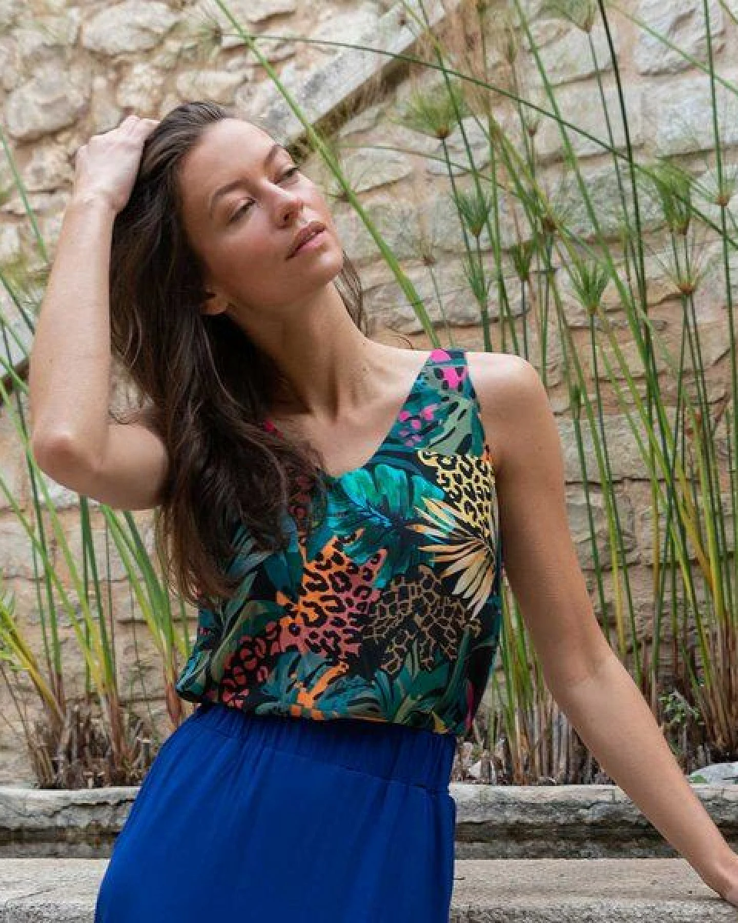 WiDDA berlin Ärmellose Bluse VAU Tropic Print – Ansicht 2