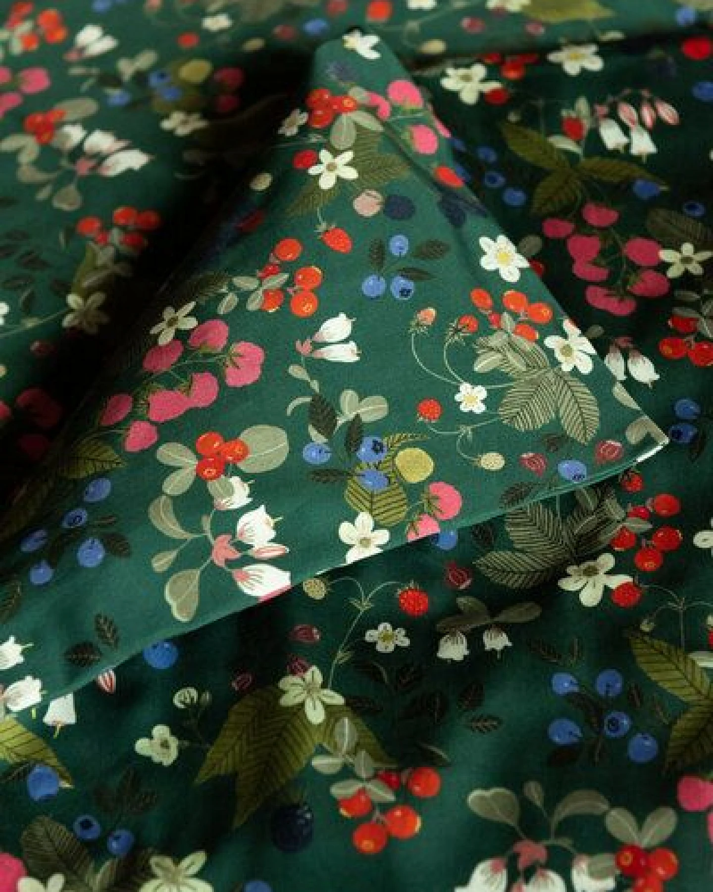 Lesen - Design-Bettwäsche Nachhaltiges Bettwäsche-Set aus 100% BIO-Baumwollsatin - Waldfrüchte – Ansicht 2