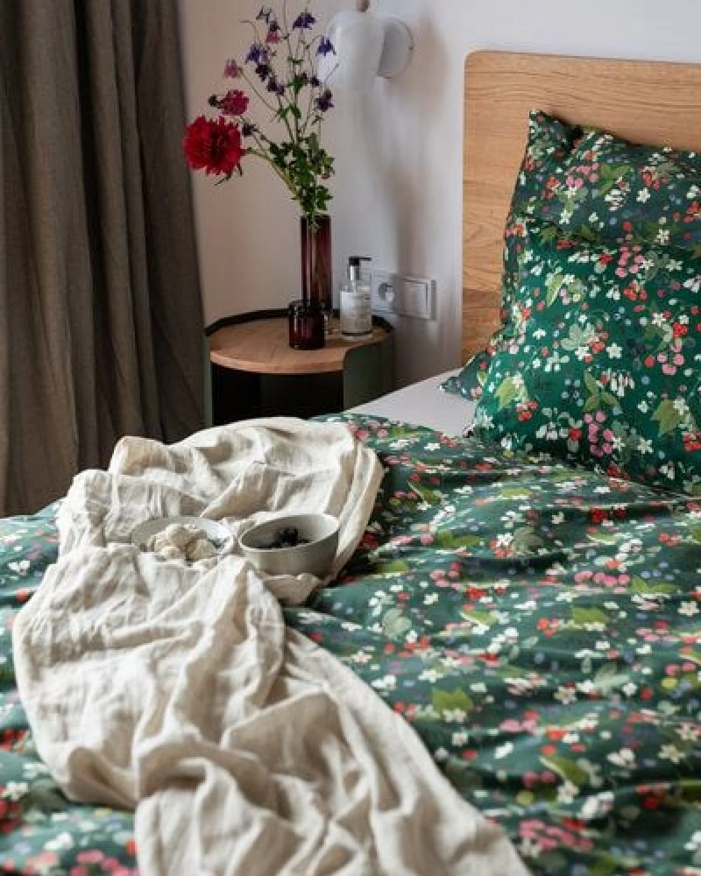 Lesen - Design-Bettwäsche Nachhaltiges Bettwäsche-Set aus 100% BIO-Baumwollsatin - Waldfrüchte – Ansicht 3