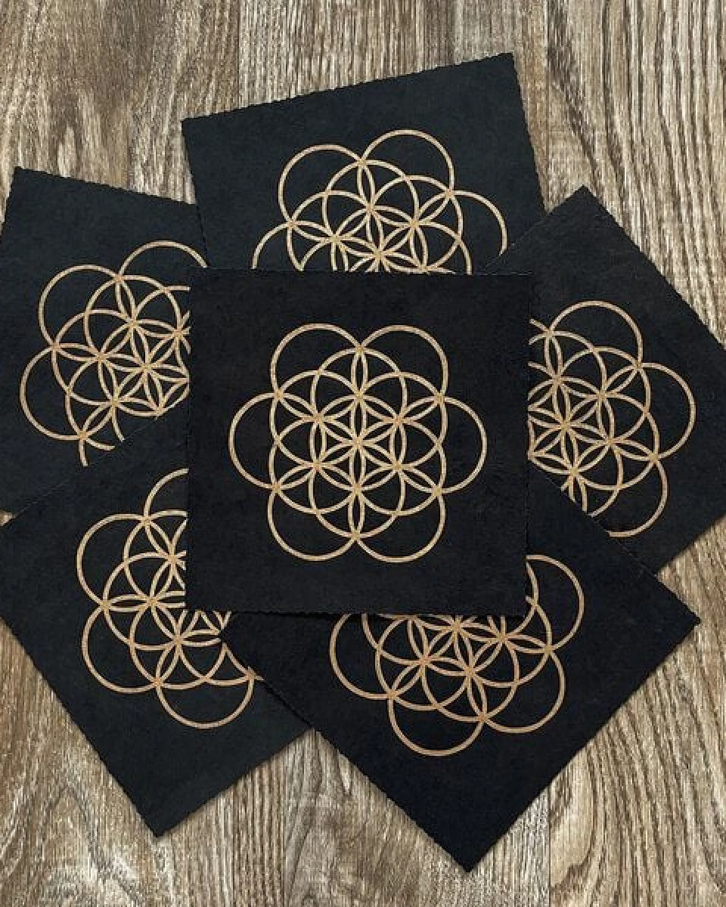 Veskor Cassiopeia FLOWER OF LIFE Heilige Geometrie Linoldruck – Ansicht 3