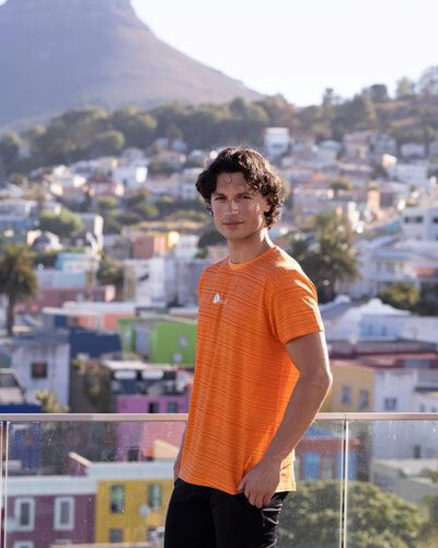 THE FACE OF ELEMENTS ATHLEEZ LYO.Pure - HIGH PERFORMANCE T-SHIRT AUS LYOCELL - maximal kreislauffähig - biologisch abbaubar – Ansicht 4