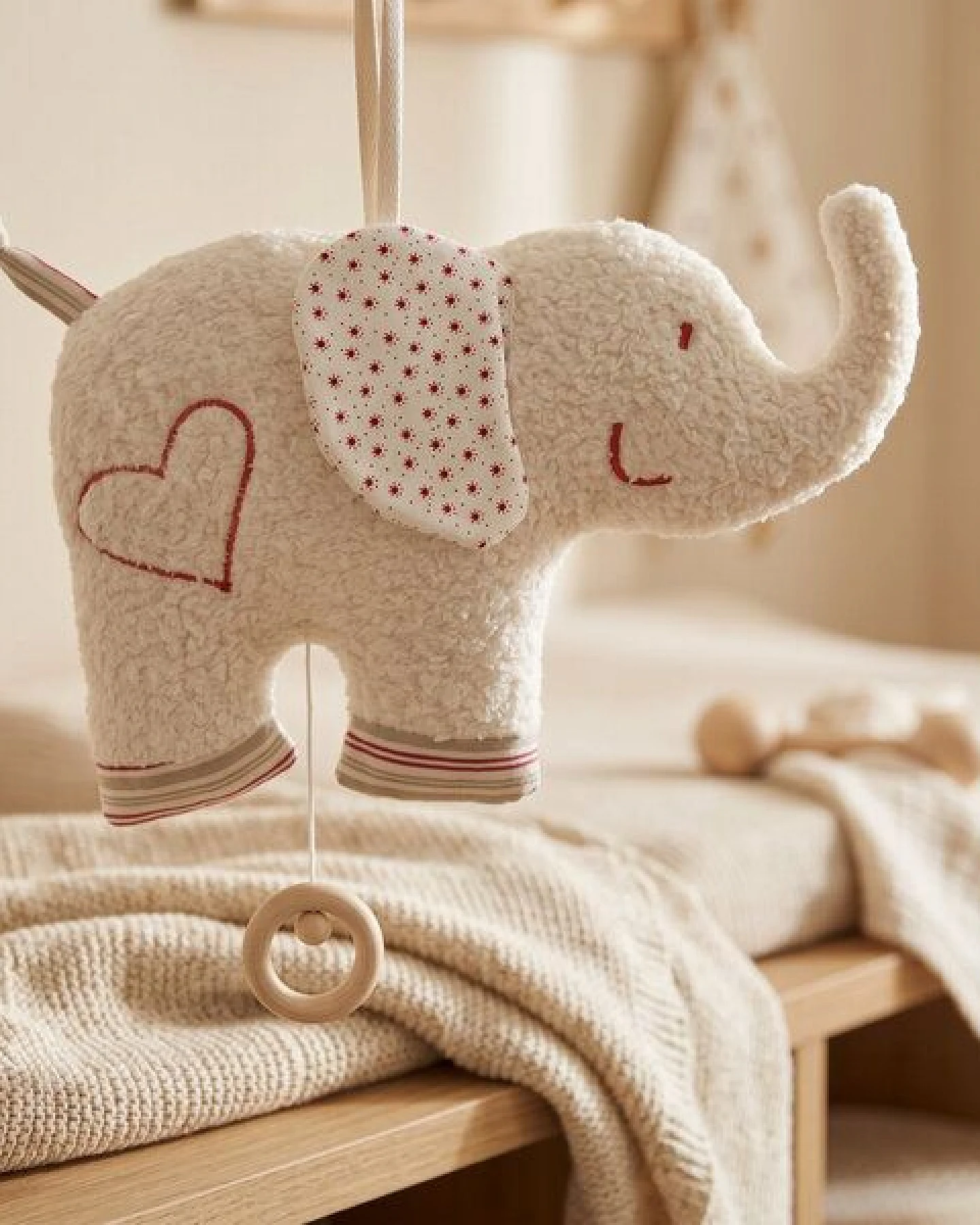 Efie Spieluhr Elefant KbA – Ansicht 4