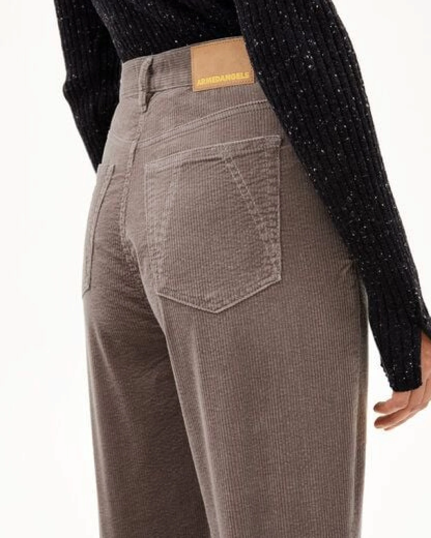 ARMEDANGELS AAIKALA CORDUROY Damen Webhose aus Bio-Baumwoll Mix – Ansicht 3