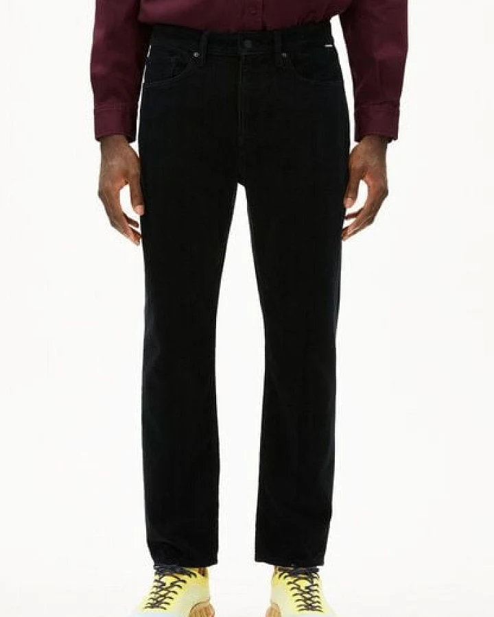 Produktseite: ARMEDANGELS MAAKX CORDUROY Herren Cordhose aus Bio-Baumwoll Mix